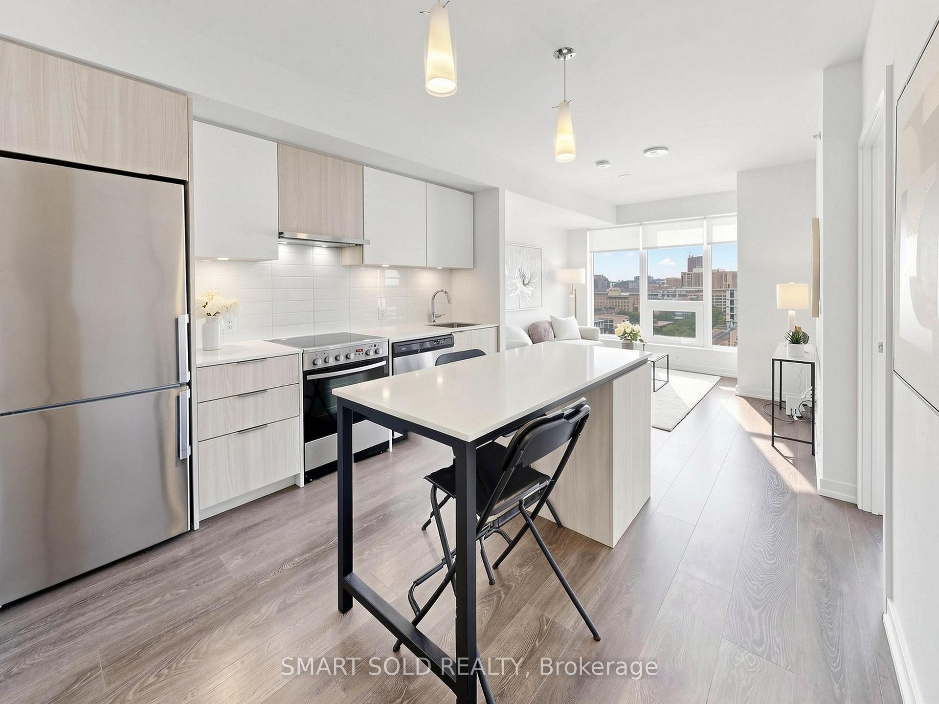 Photo 7 of Unit 1405, 203 College Street, Toronto, Kensington-Chinatown — HOMEH