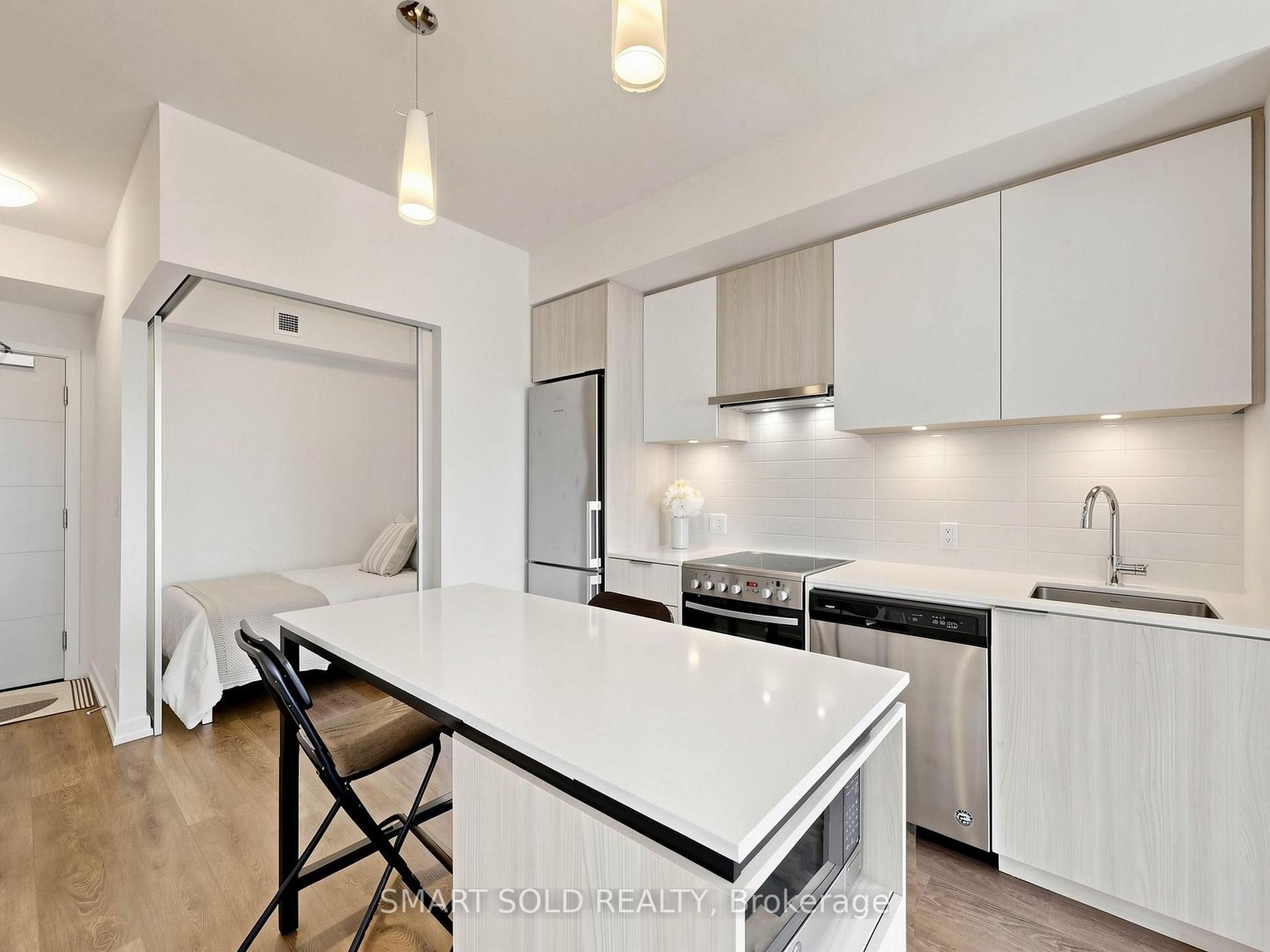 Photo 18 of Unit 1405, 203 College Street, Toronto, Kensington-Chinatown — HOMEH