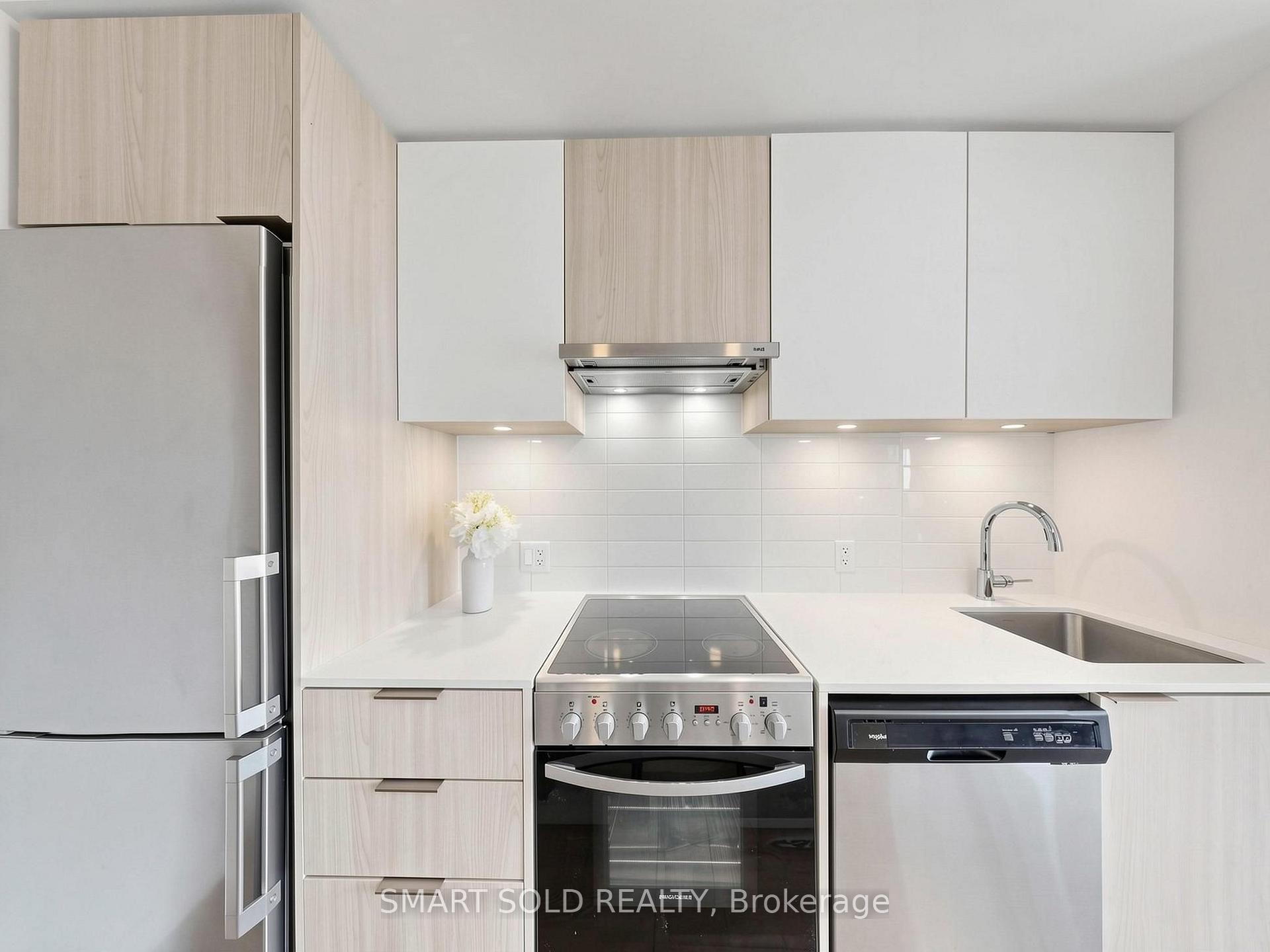 Photo 20 of Unit 1405, 203 College Street, Toronto, Kensington-Chinatown — HOMEH