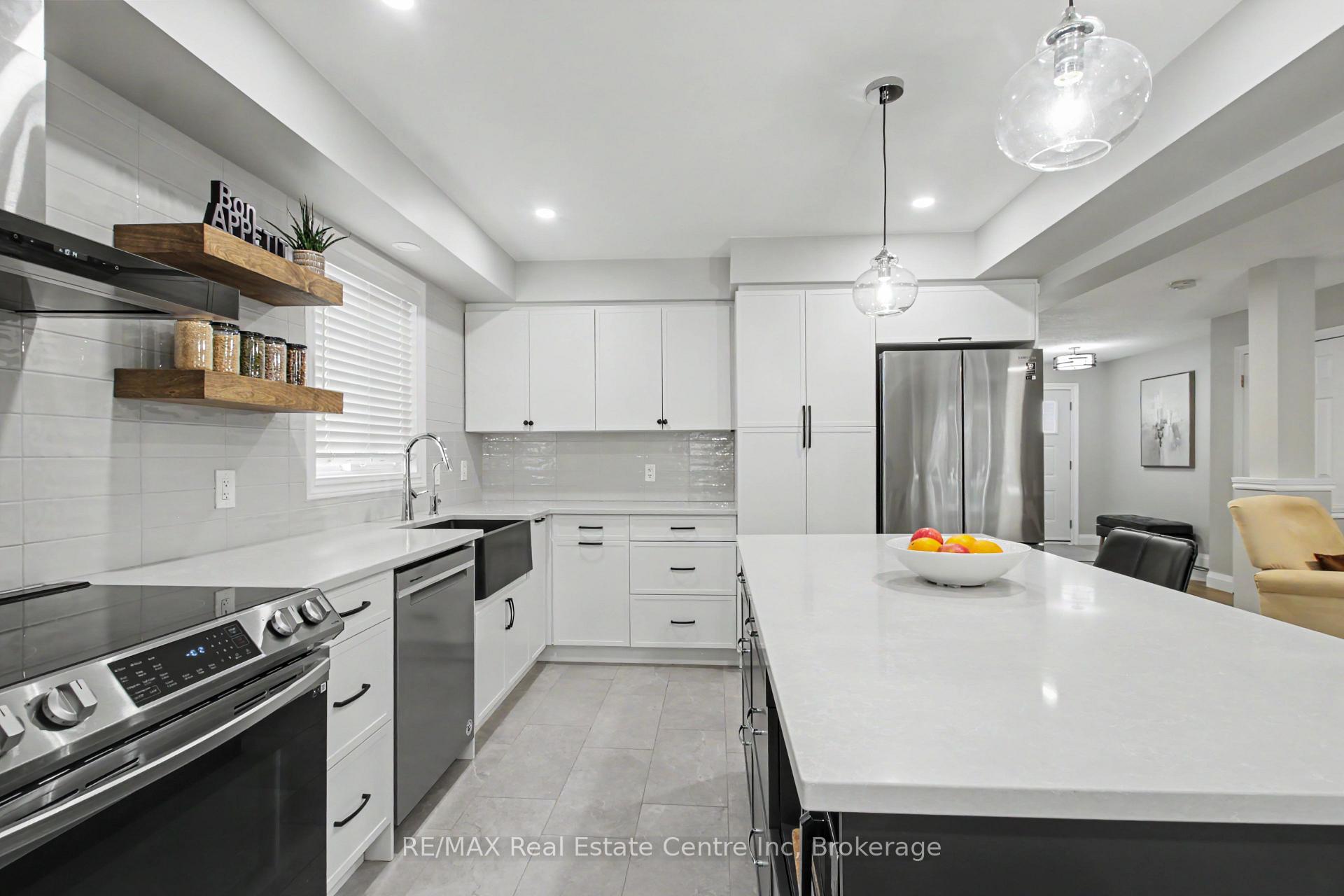 Photo 16 of 137 Steepleridge Street, Kitchener, Doon South — HOMEH