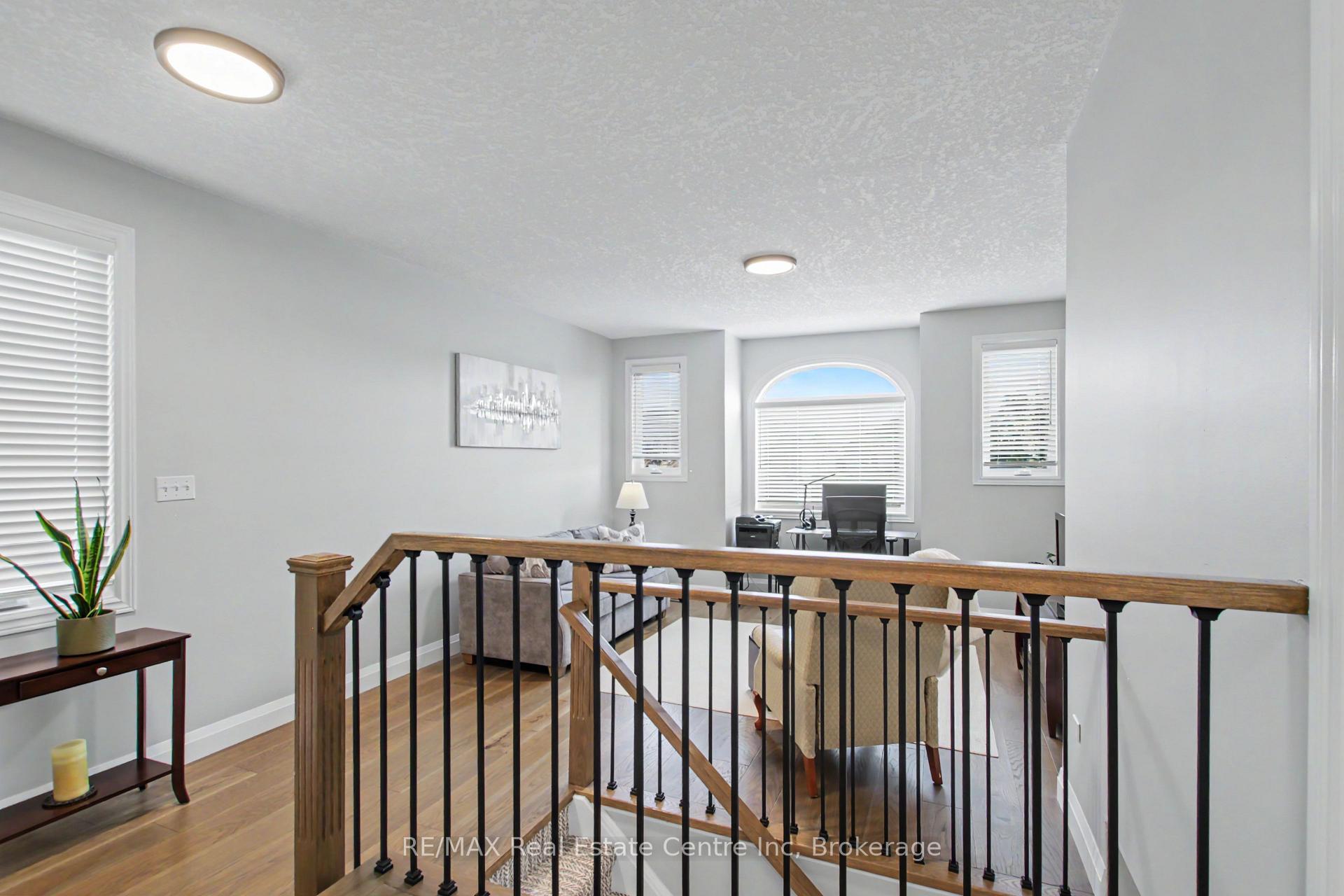 Photo 20 of 137 Steepleridge Street, Kitchener, Doon South — HOMEH