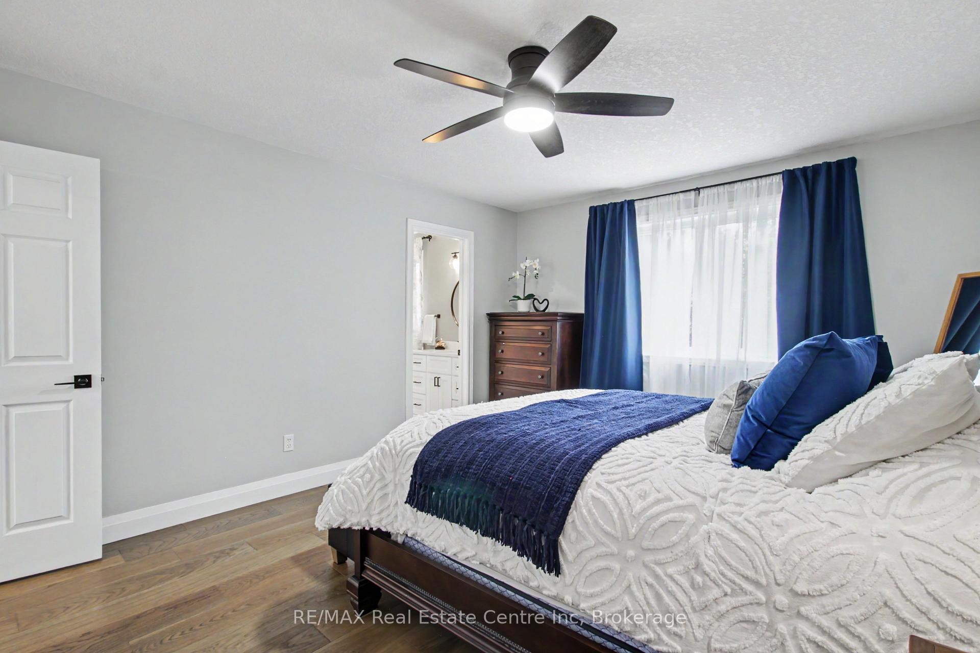 Photo 22 of 137 Steepleridge Street, Kitchener, Doon South — HOMEH