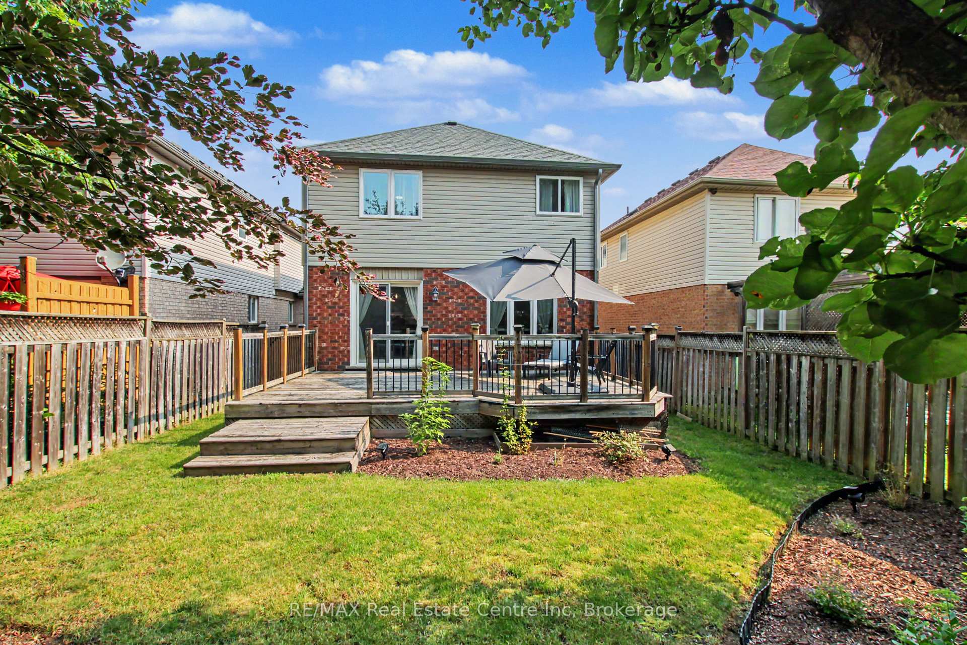 Photo 36 of 137 Steepleridge Street, Kitchener, Doon South — HOMEH