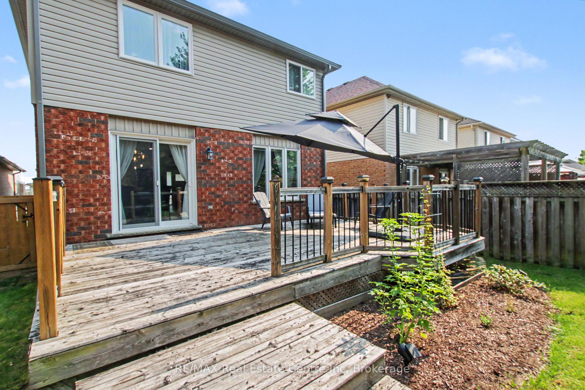 Photo 37 of 137 Steepleridge Street, Kitchener, Doon South — HOMEH