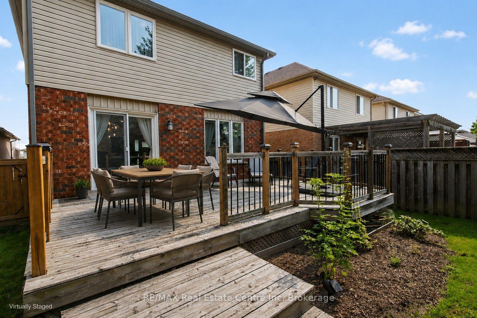 Photo 38 of 137 Steepleridge Street, Kitchener, Doon South — HOMEH