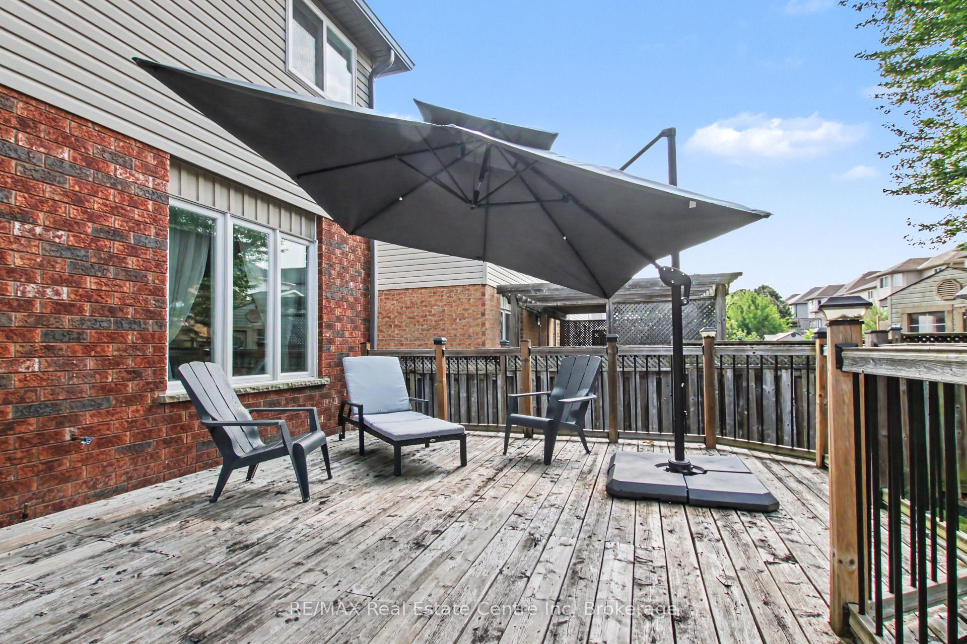 Photo 39 of 137 Steepleridge Street, Kitchener, Doon South — HOMEH