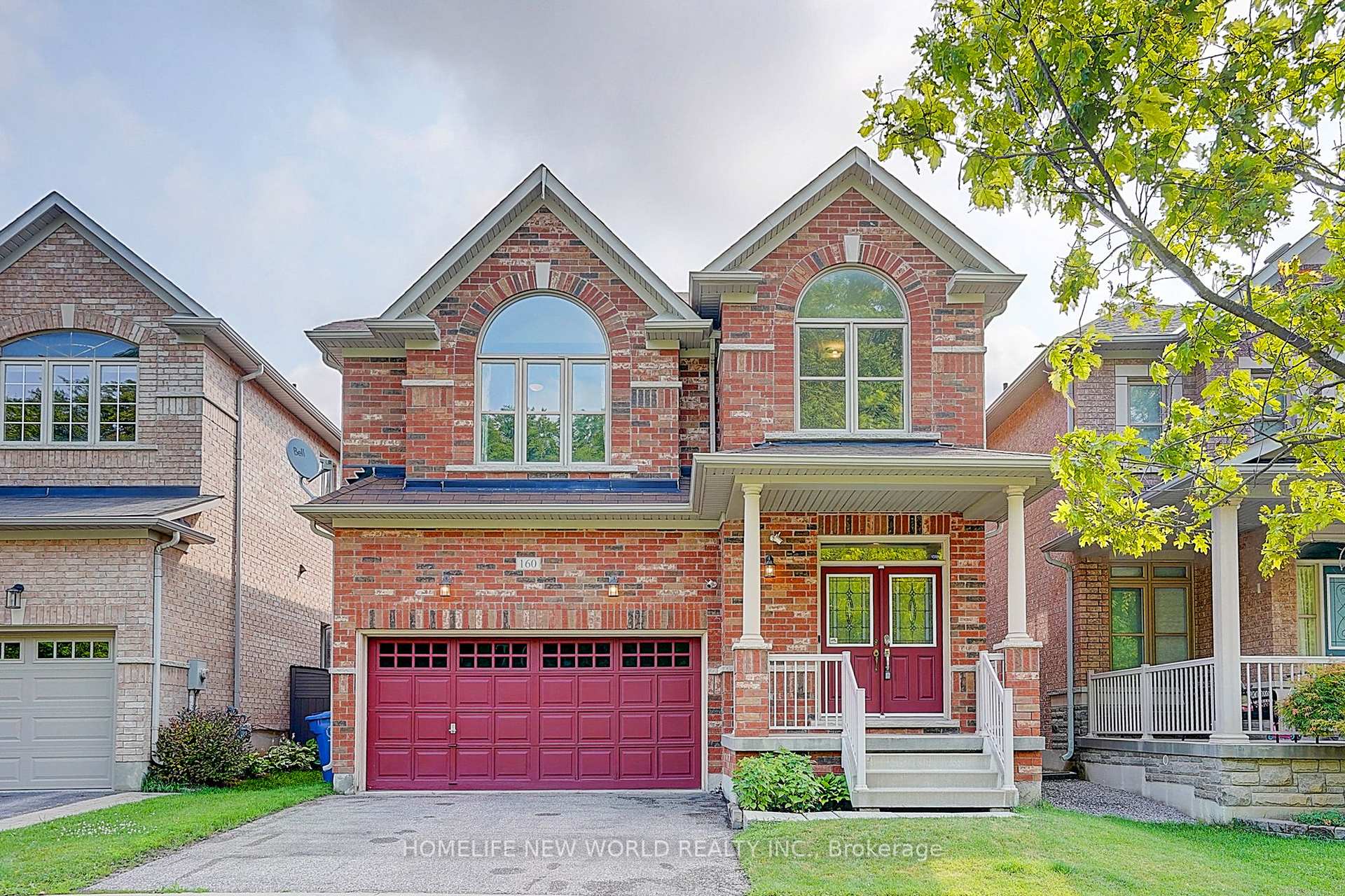 Front of 160 Ken Laushway Avenue