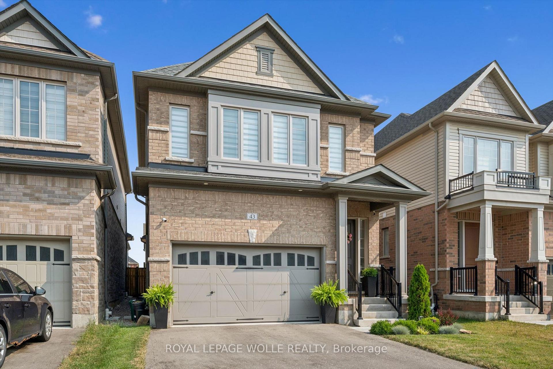 Photo 2 of 43 Georgina Street, Kitchener, Pioneer Park/Doon/Wyldwoods — HOMEH