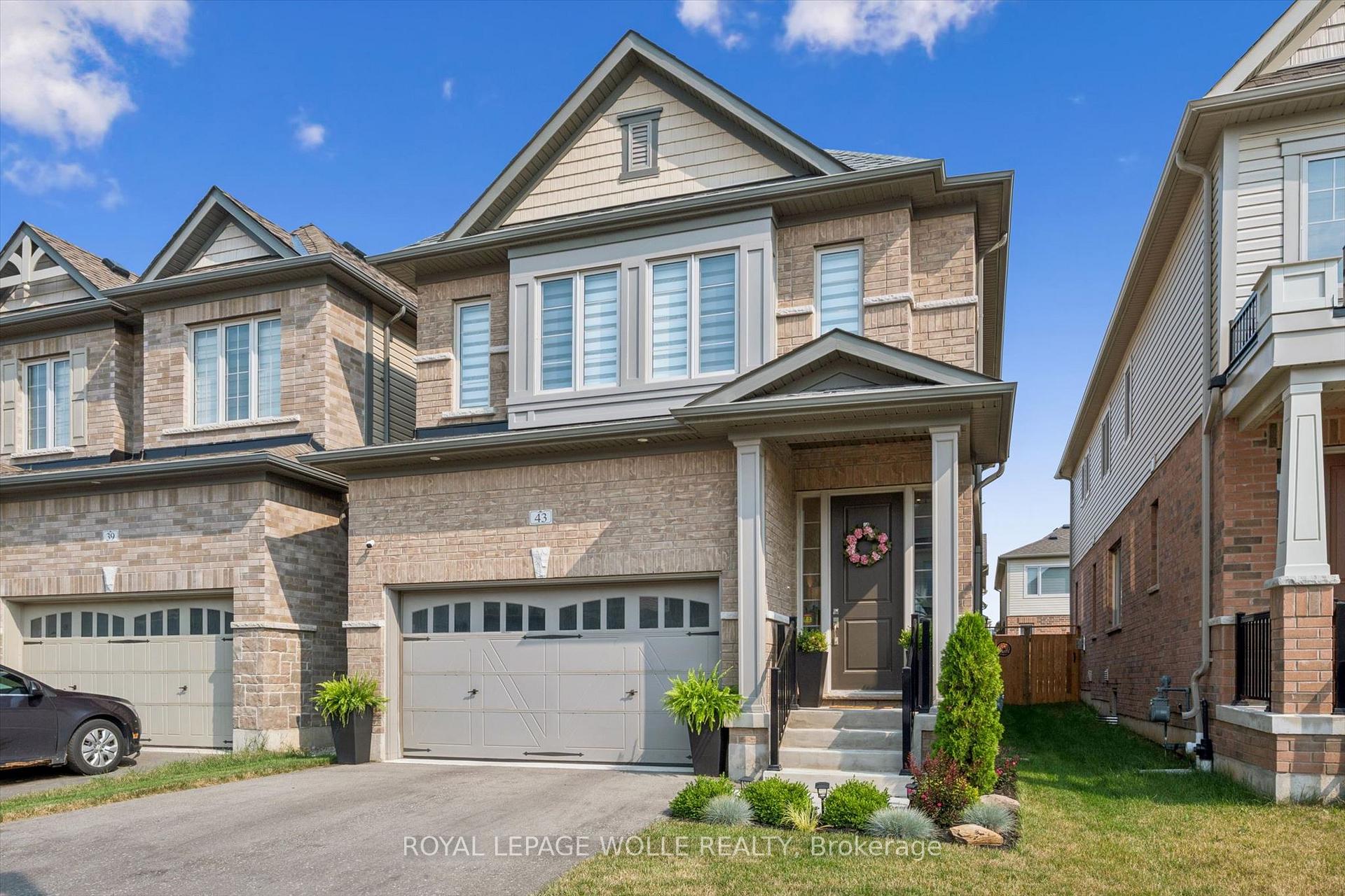 Photo 3 of 43 Georgina Street, Kitchener, Pioneer Park/Doon/Wyldwoods — HOMEH