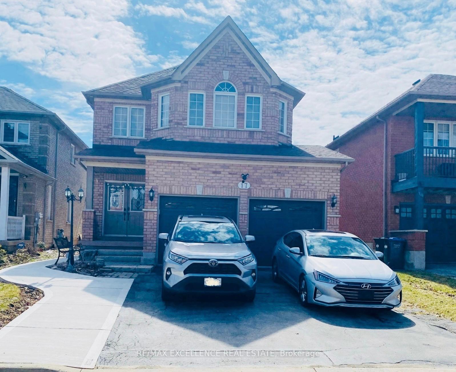 Photo 1 of 17 Fallstar Crescent, Brampton, Fletcher's Meadow — HOMEH