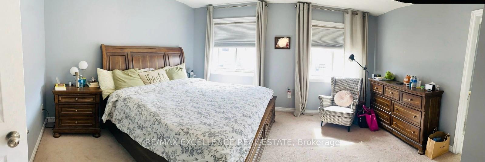 Photo 12 of 17 Fallstar Crescent, Brampton, Fletcher's Meadow — HOMEH