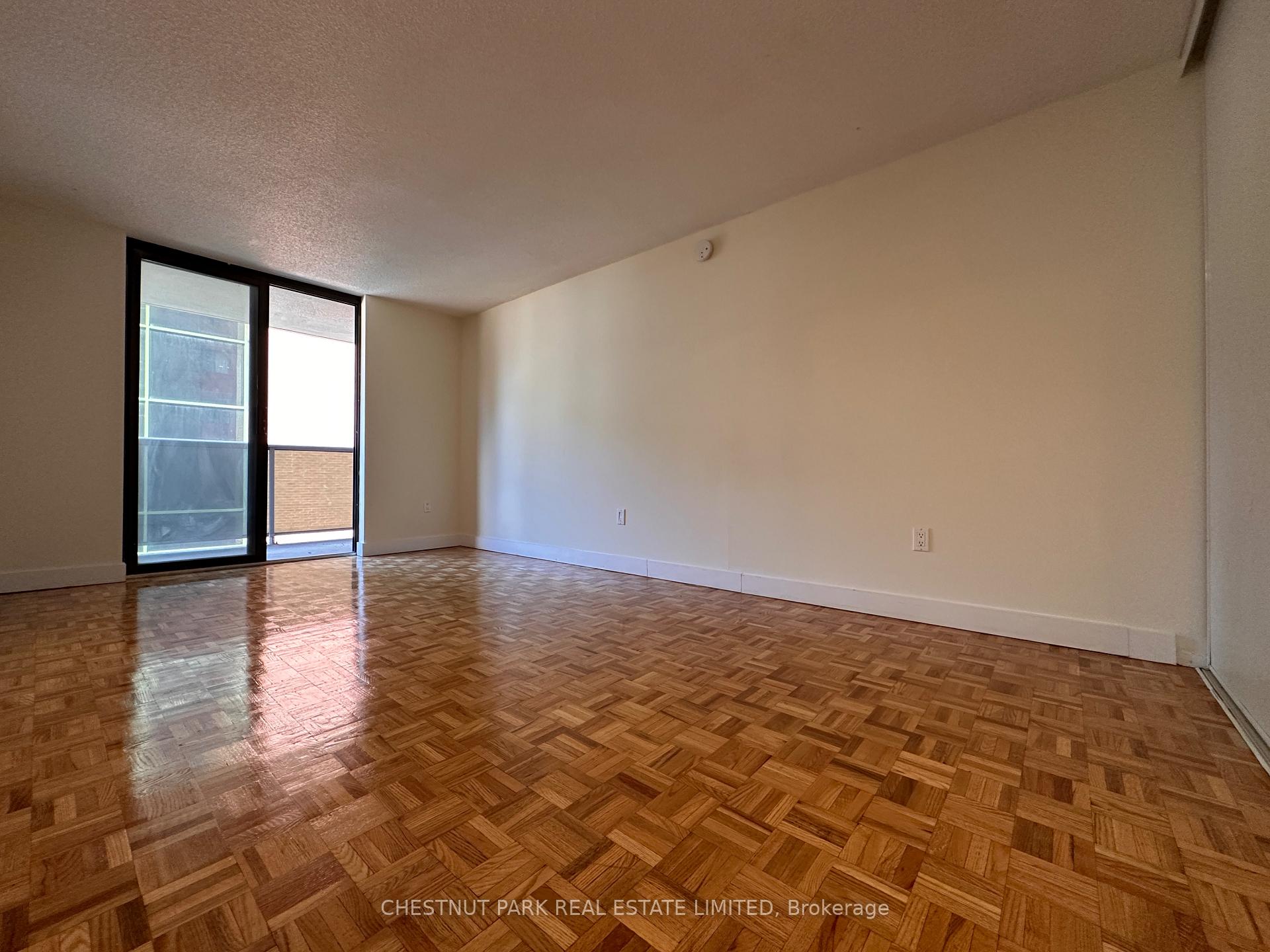 Photo 8 of Unit 812, 20 Saint Patrick Street, Toronto, Kensington-Chinatown — HOMEH