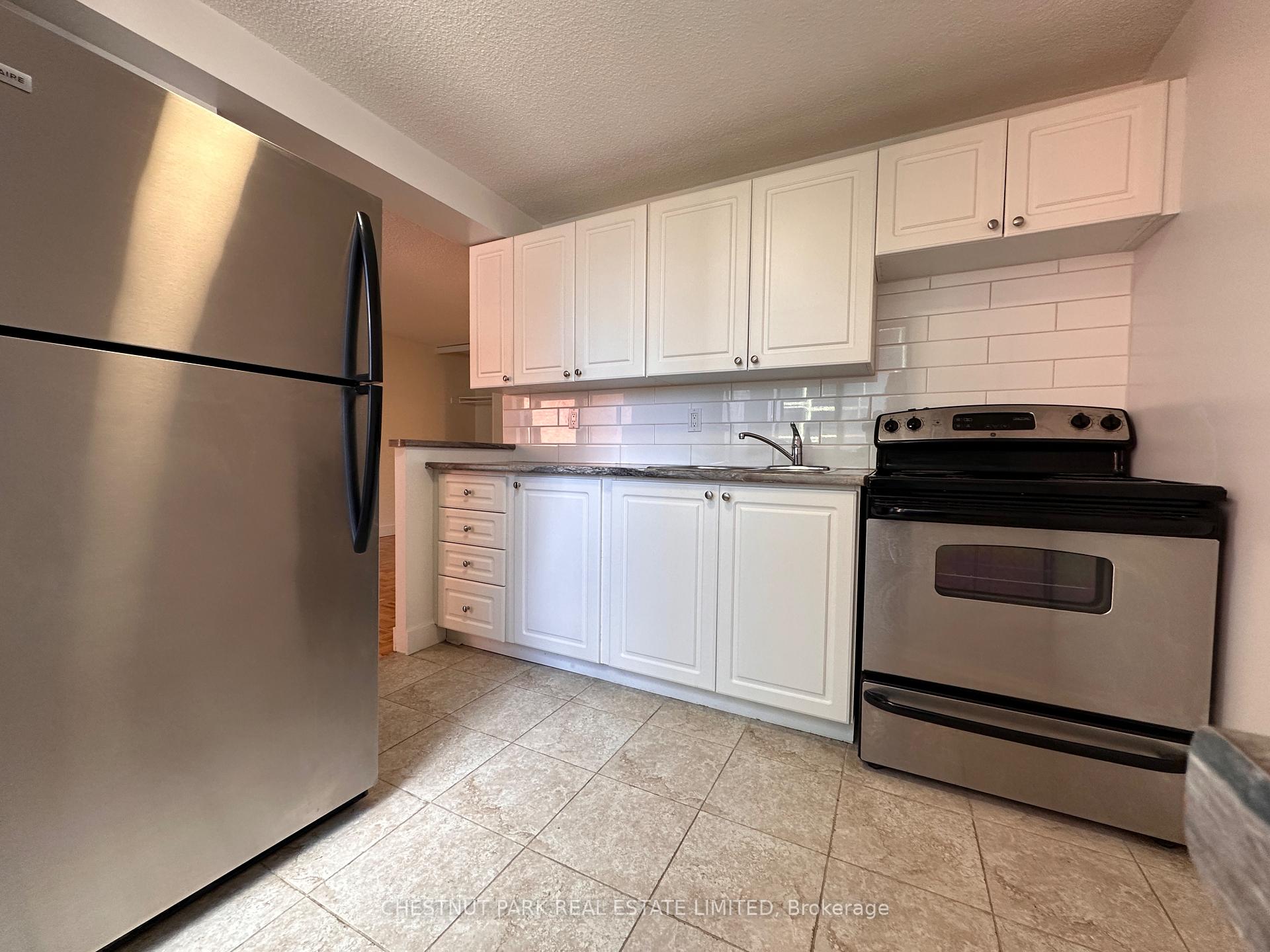 Photo 10 of Unit 812, 20 Saint Patrick Street, Toronto, Kensington-Chinatown — HOMEH