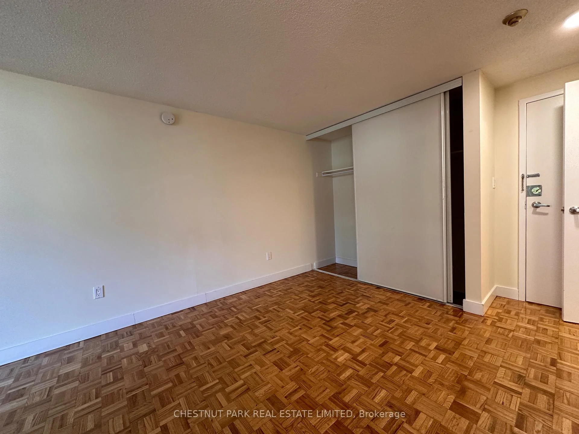 Photo 13 of Unit 812, 20 Saint Patrick Street, Toronto, Kensington-Chinatown — HOMEH