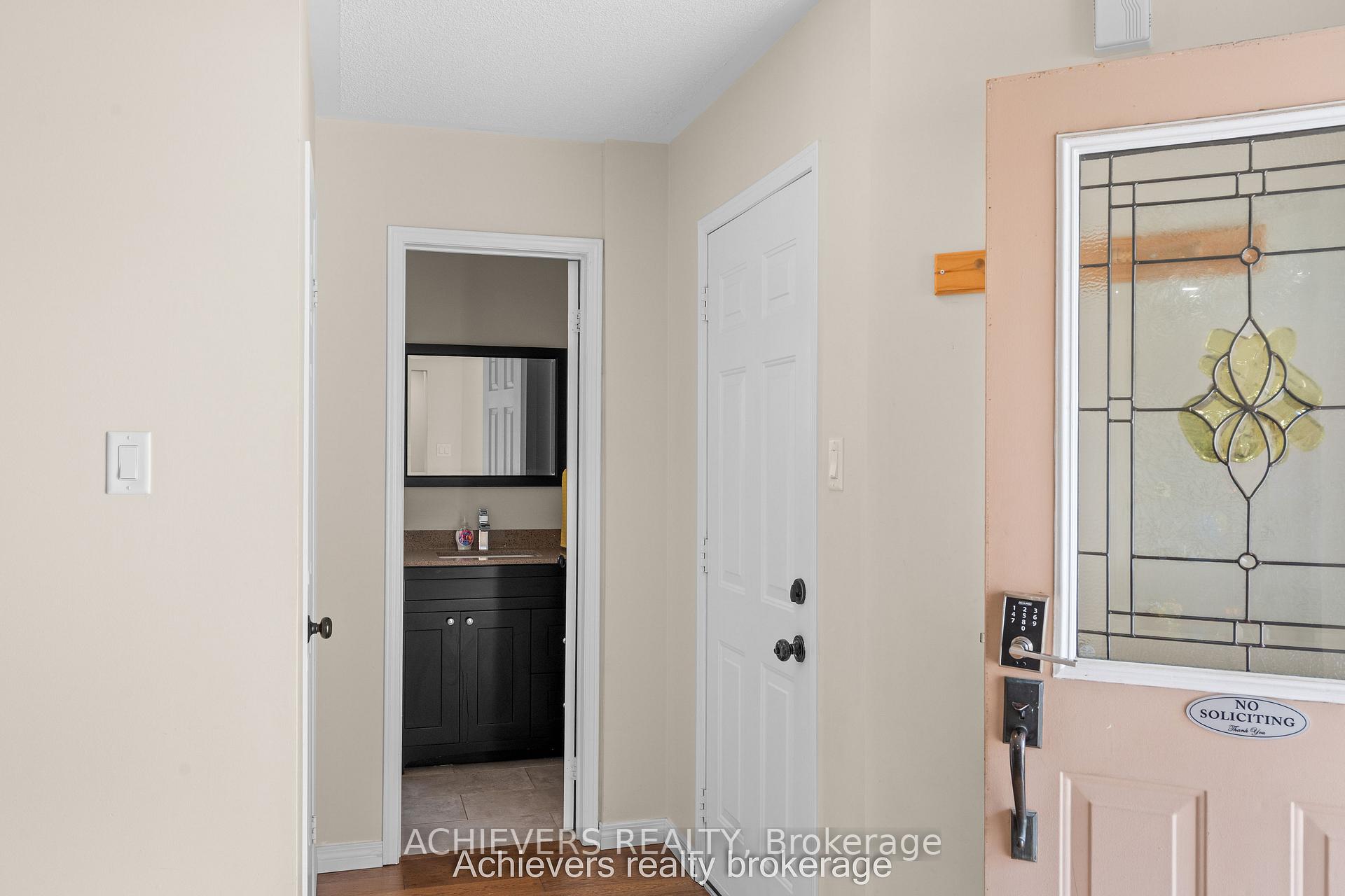 Photo 3 of 66 Leggott Avenue, Barrie, Painswick North — HOMEH