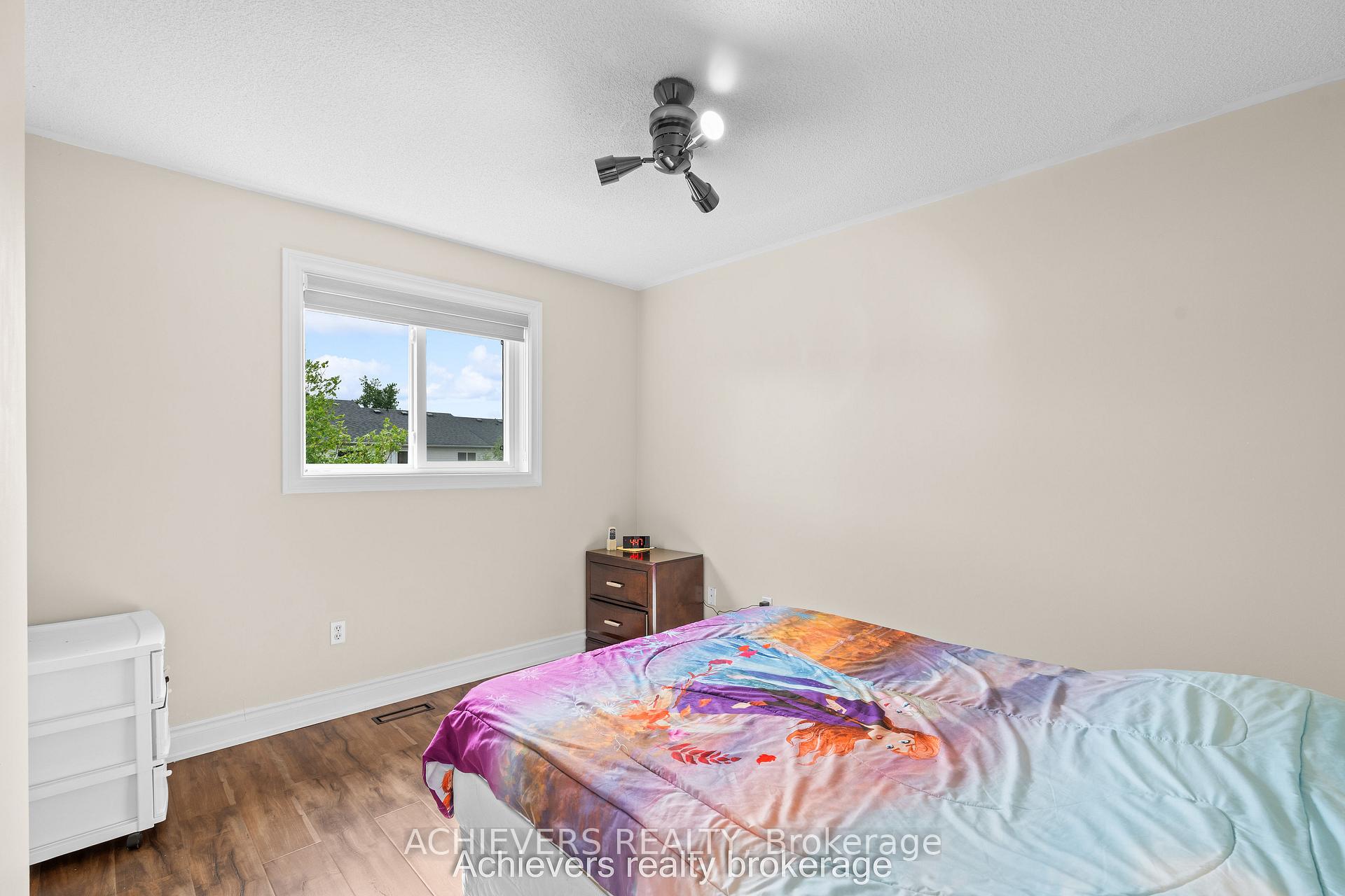 Photo 25 of 66 Leggott Avenue, Barrie, Painswick North — HOMEH
