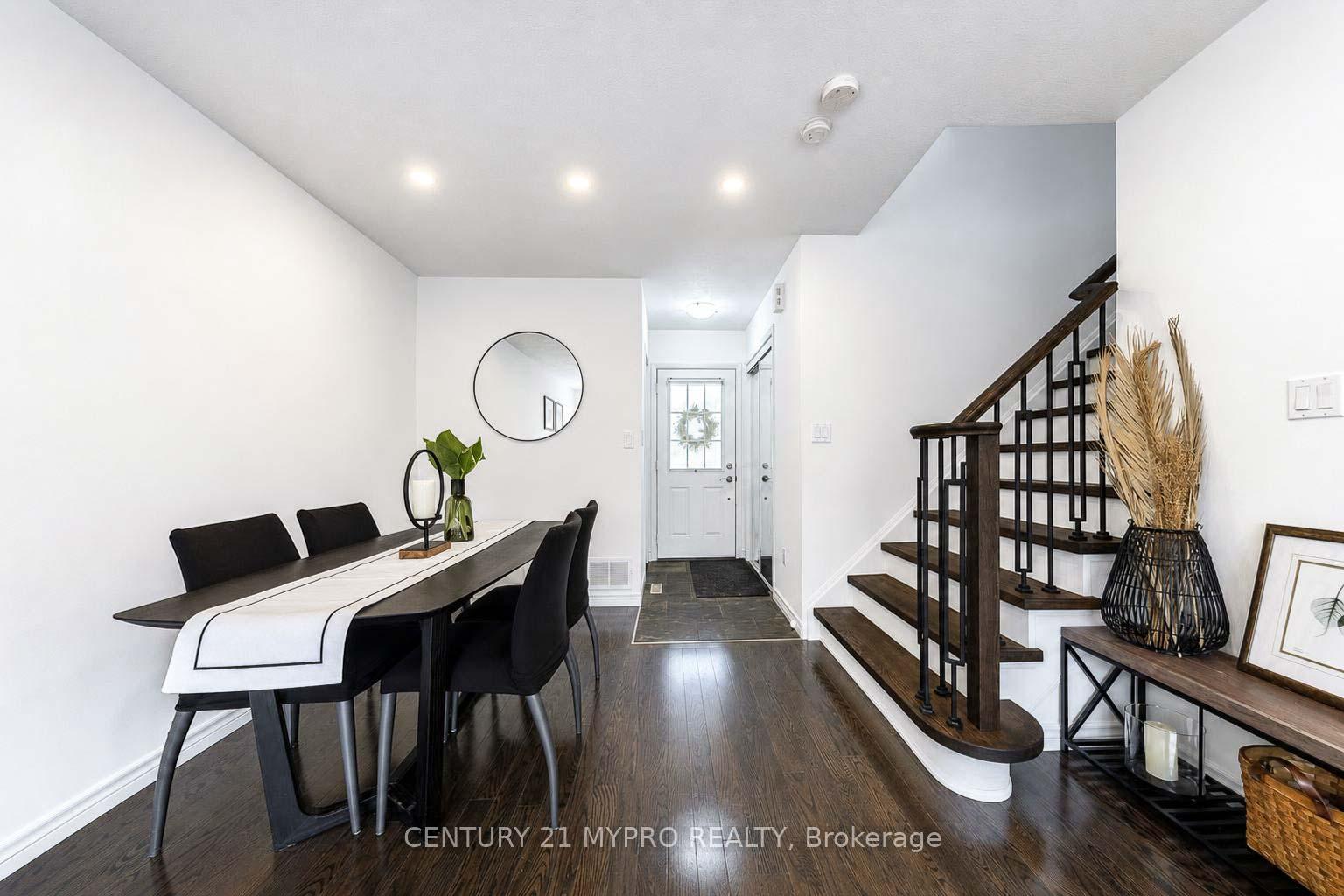 Photo 3 of 4026 Donnic Drive, Burlington, Alton — HOMEH