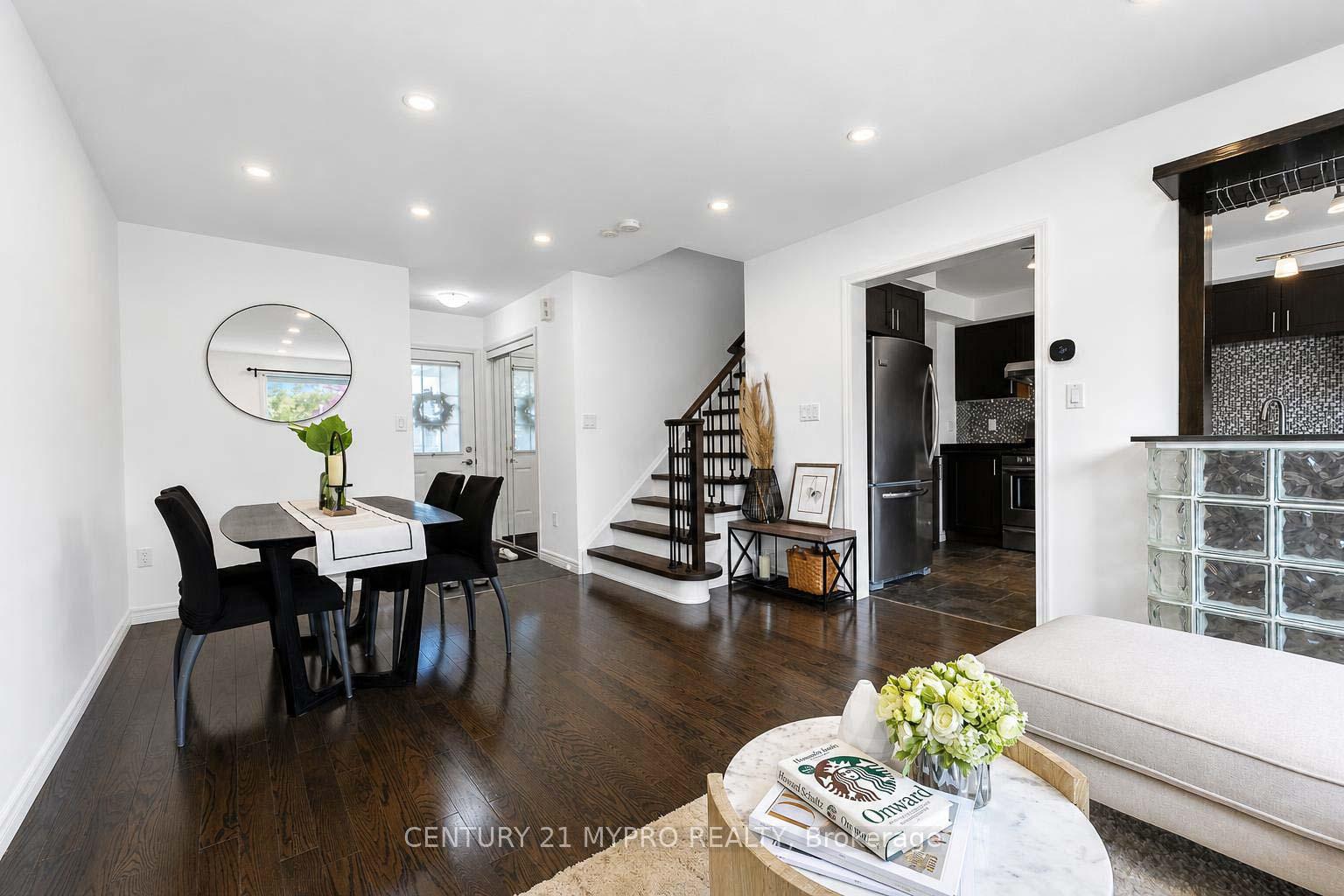 Photo 9 of 4026 Donnic Drive, Burlington, Alton — HOMEH