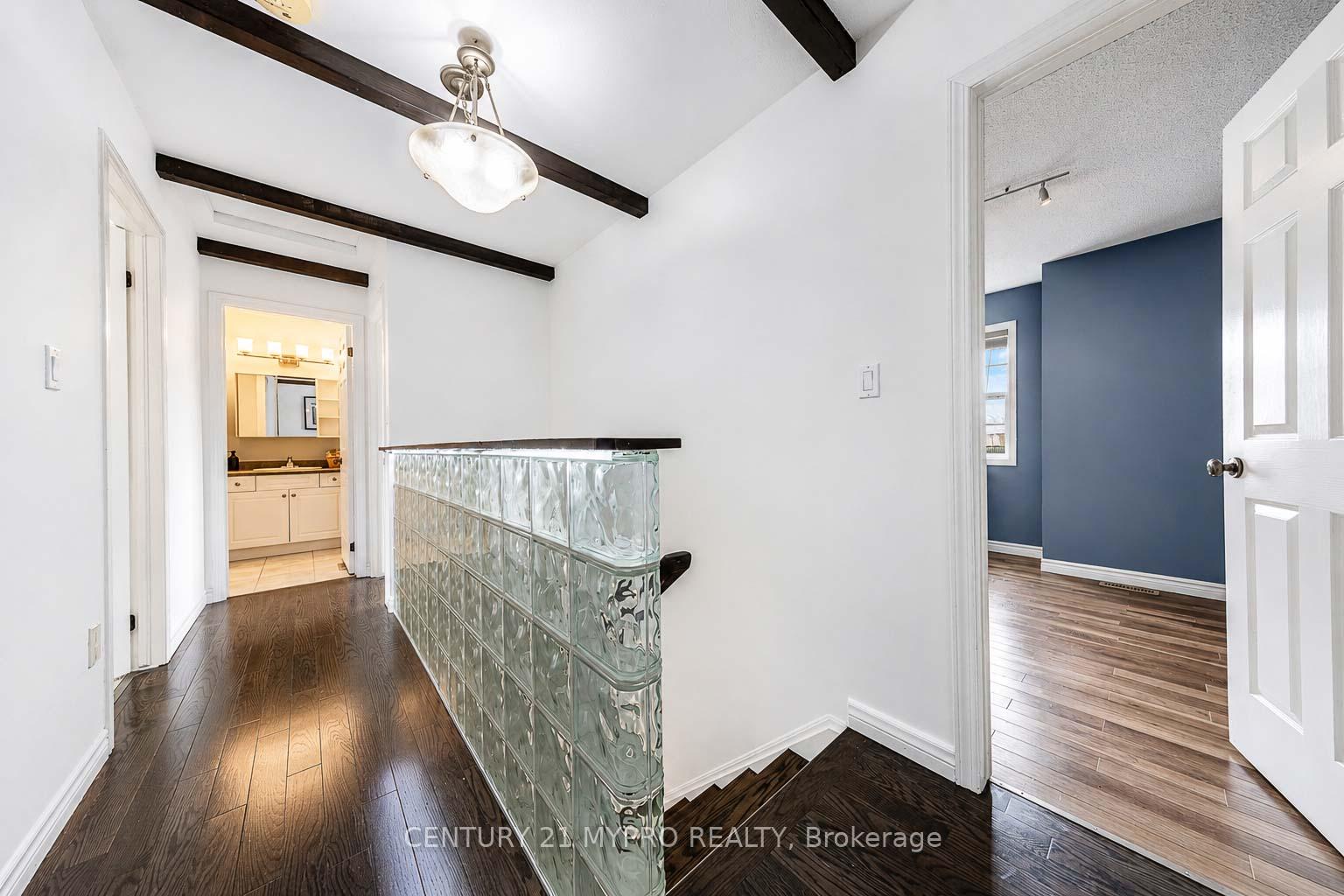Photo 18 of 4026 Donnic Drive, Burlington, Alton — HOMEH