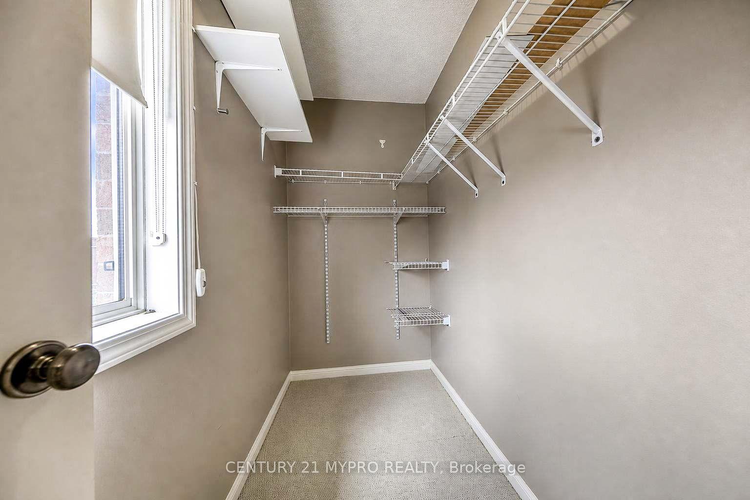 Photo 23 of 4026 Donnic Drive, Burlington, Alton — HOMEH