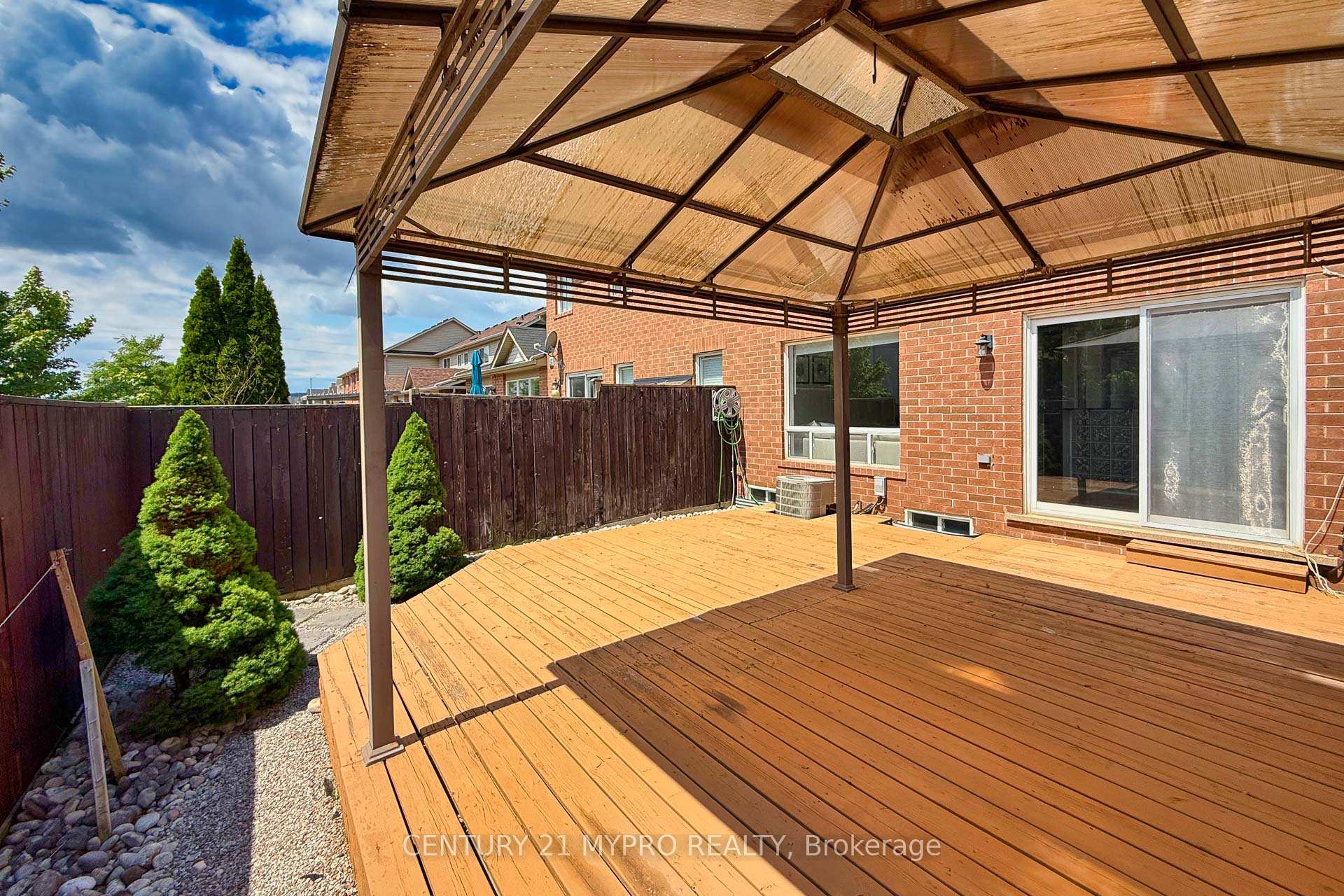 Photo 37 of 4026 Donnic Drive, Burlington, Alton — HOMEH