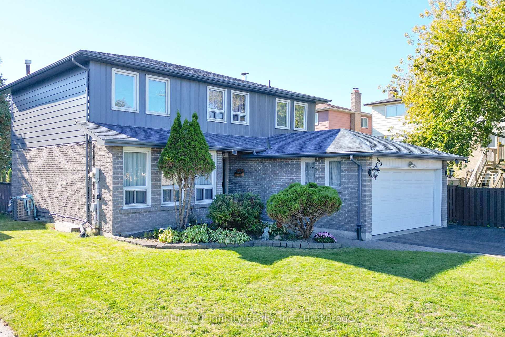 Photo 1 of 933 Oklahoma Drive, Pickering, West Shore — HOMEH