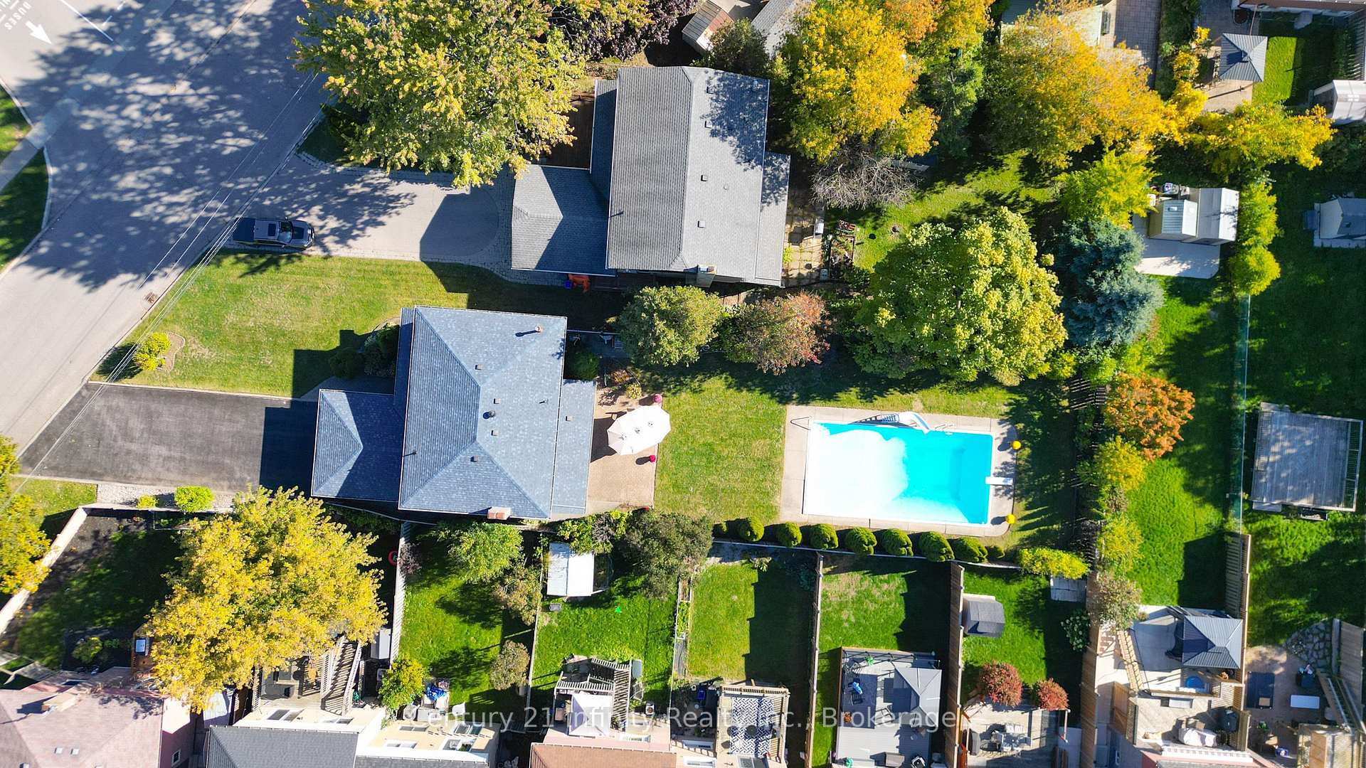 Photo 3 of 933 Oklahoma Drive, Pickering, West Shore — HOMEH