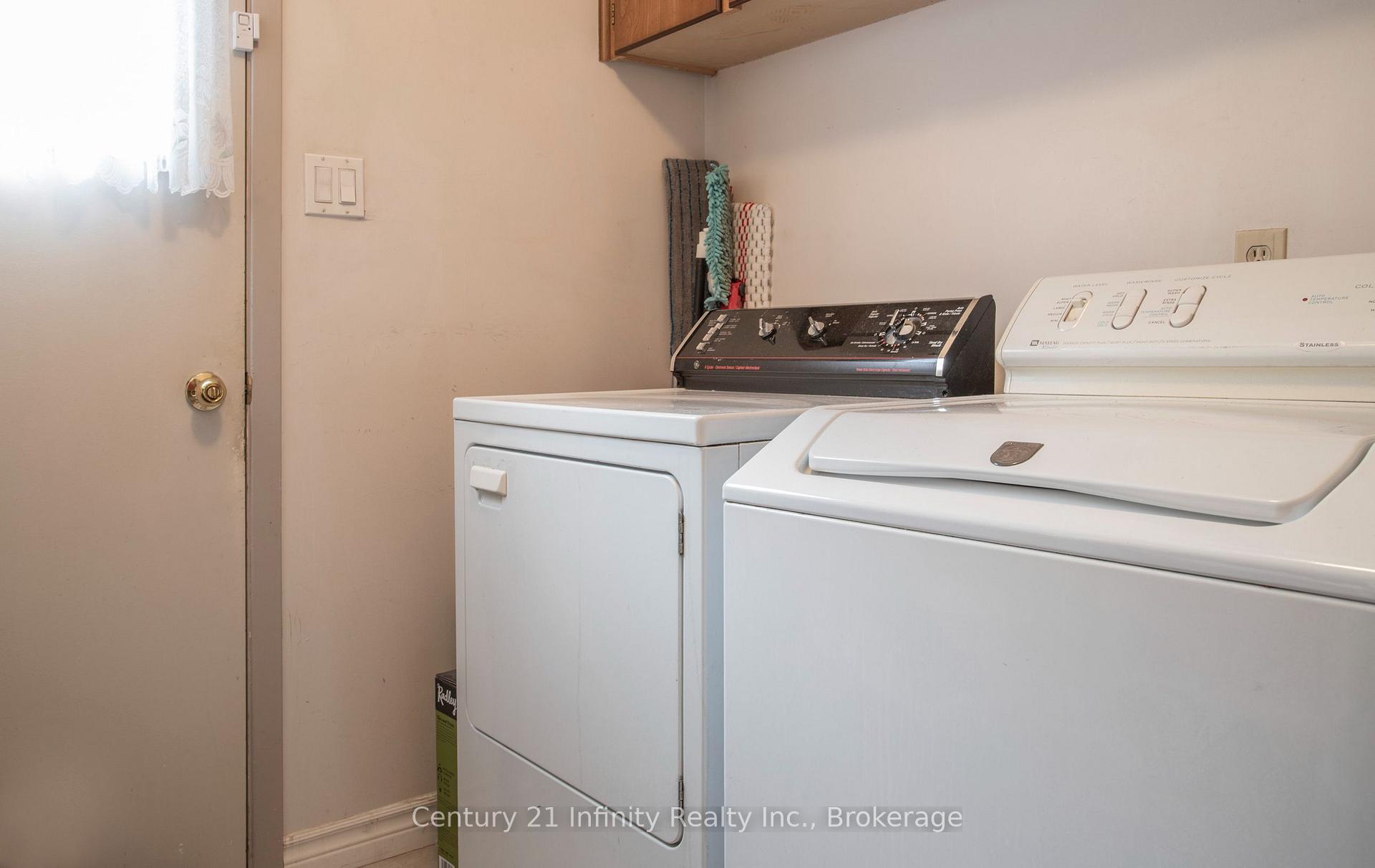 Photo 19 of 933 Oklahoma Drive, Pickering, West Shore — HOMEH