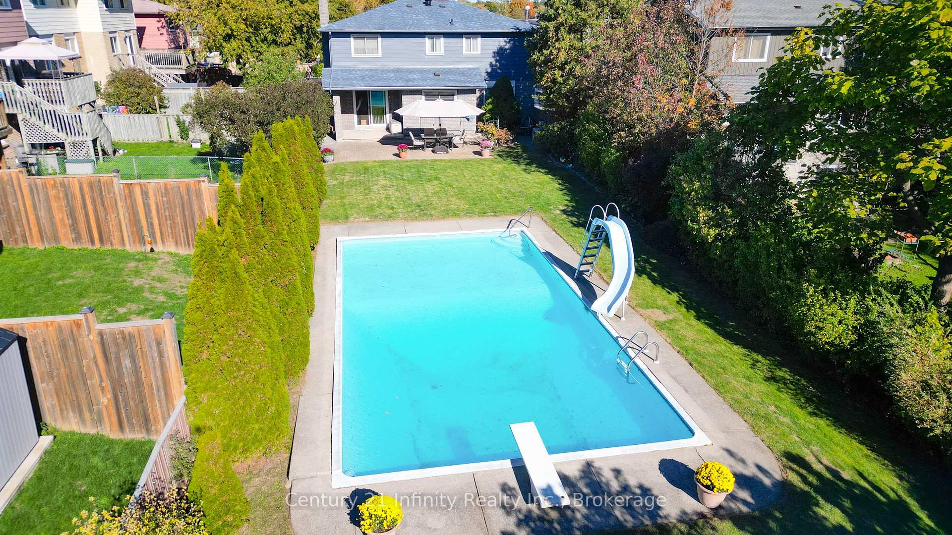 Photo 38 of 933 Oklahoma Drive, Pickering, West Shore — HOMEH