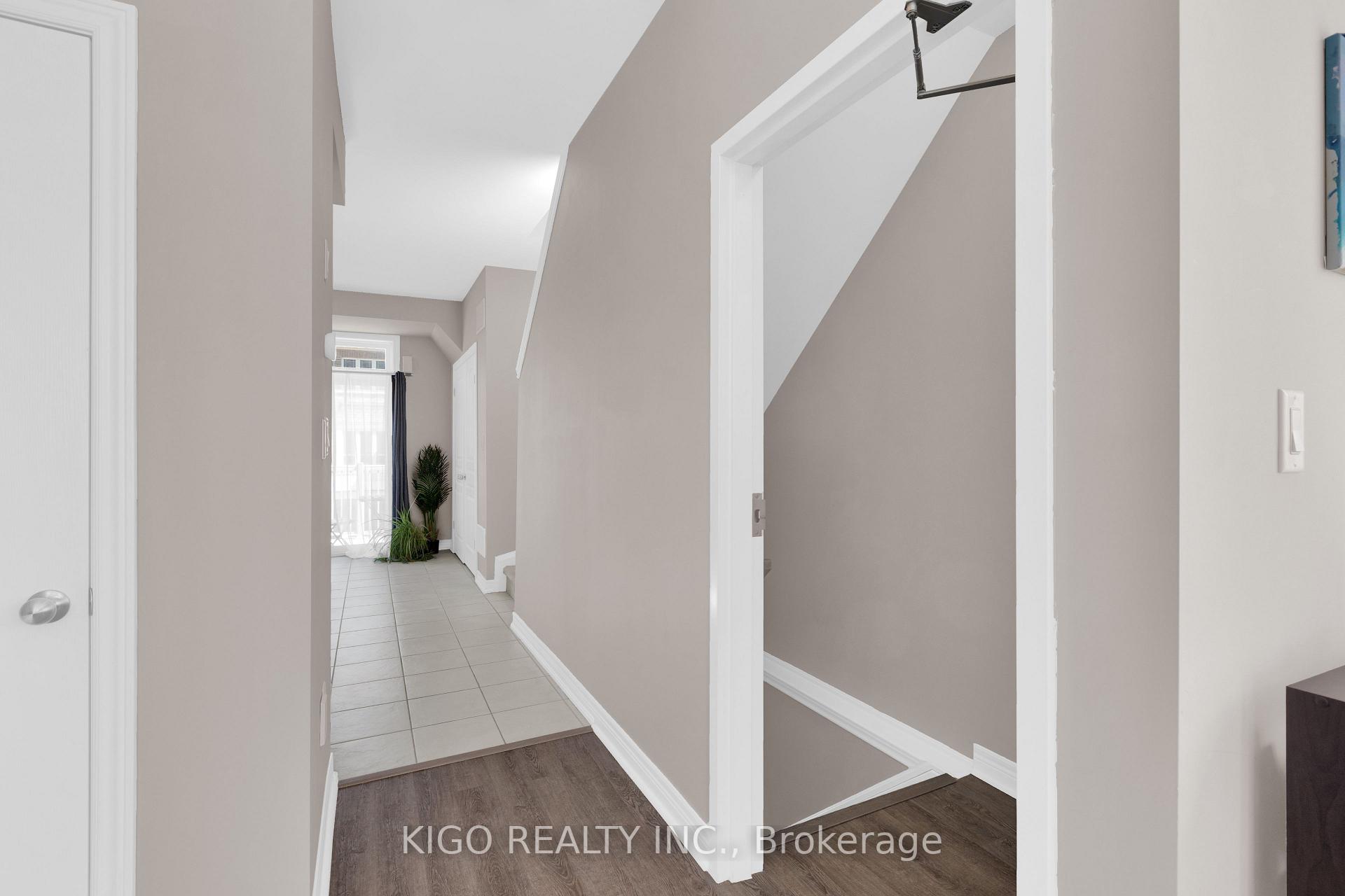 Photo 8 of 4119 Palermo Common, Burlington, Shoreacres — HOMEH