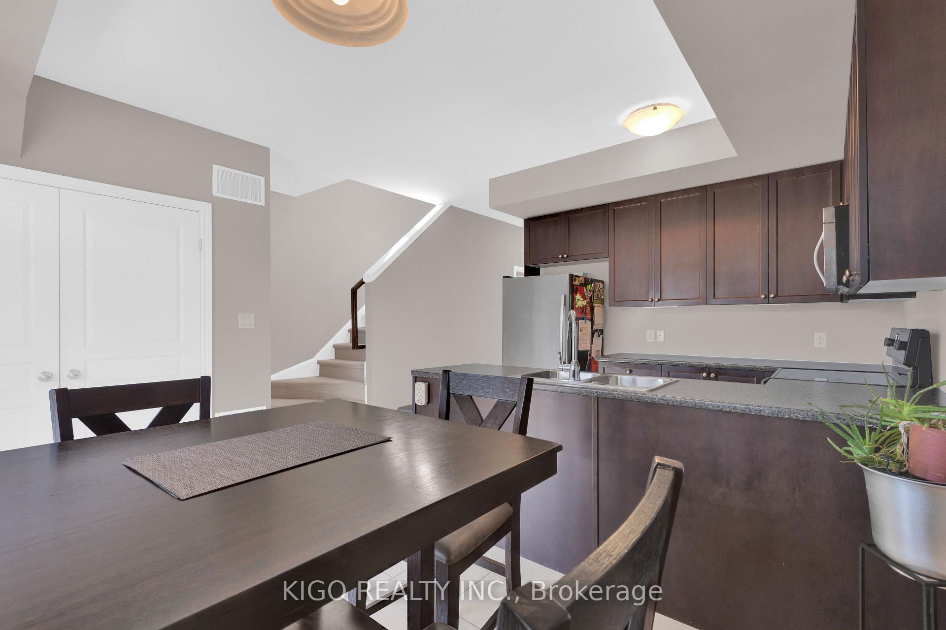 Photo 11 of 4119 Palermo Common, Burlington, Shoreacres — HOMEH