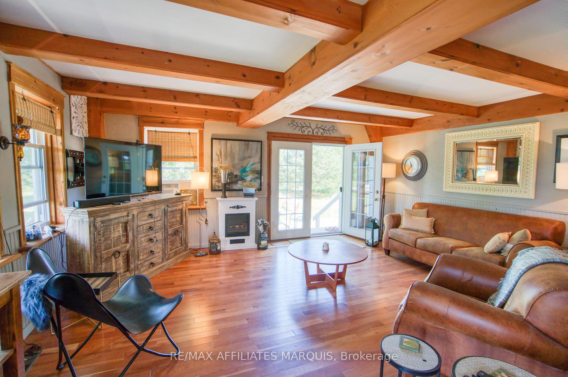 Photo 2 of 531 Little Crosby Lake Road, Rideau Lakes, Rideau Lakes (North Crosby) Twp — HOMEH