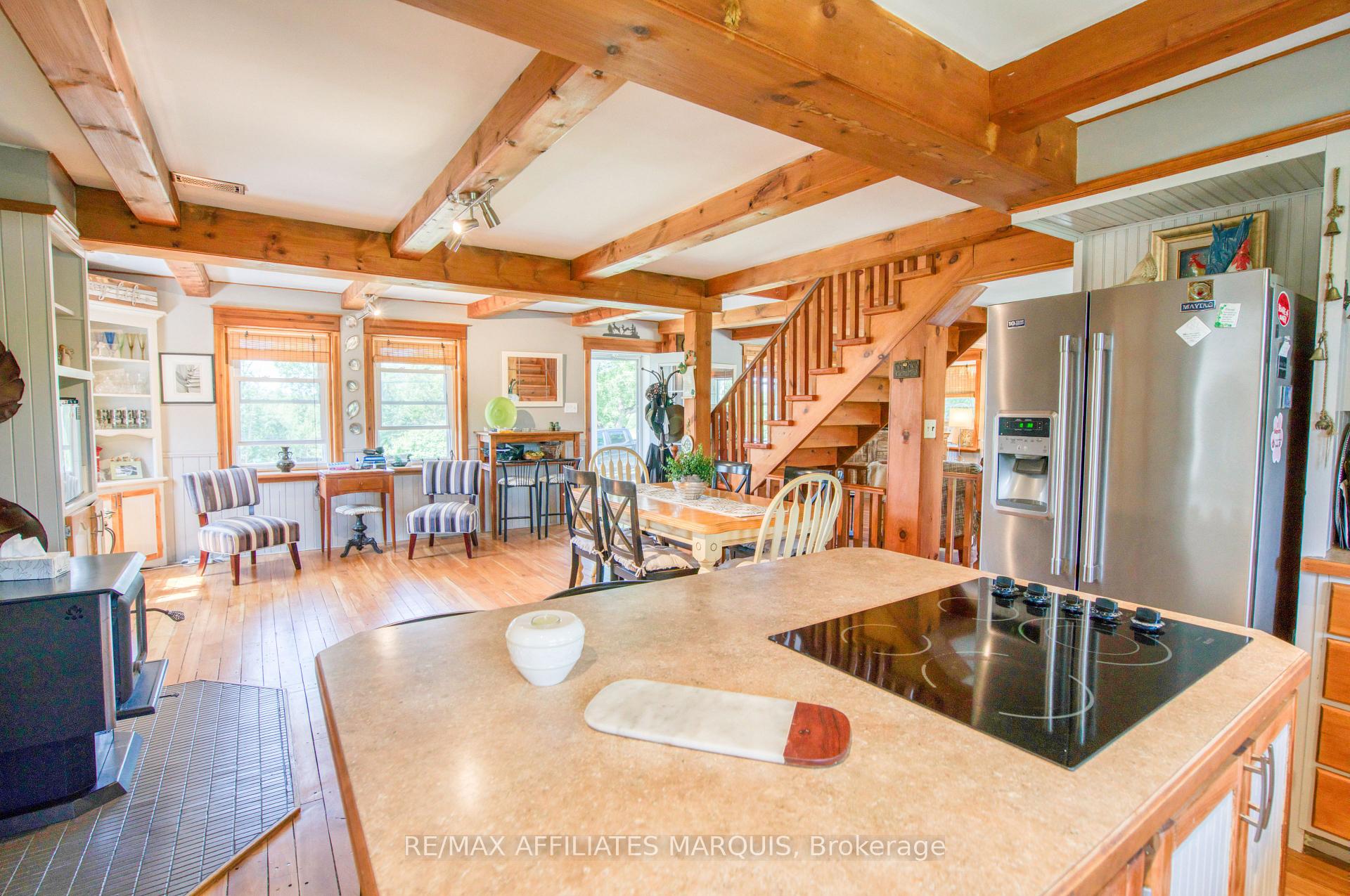 Photo 8 of 531 Little Crosby Lake Road, Rideau Lakes, Rideau Lakes (North Crosby) Twp — HOMEH