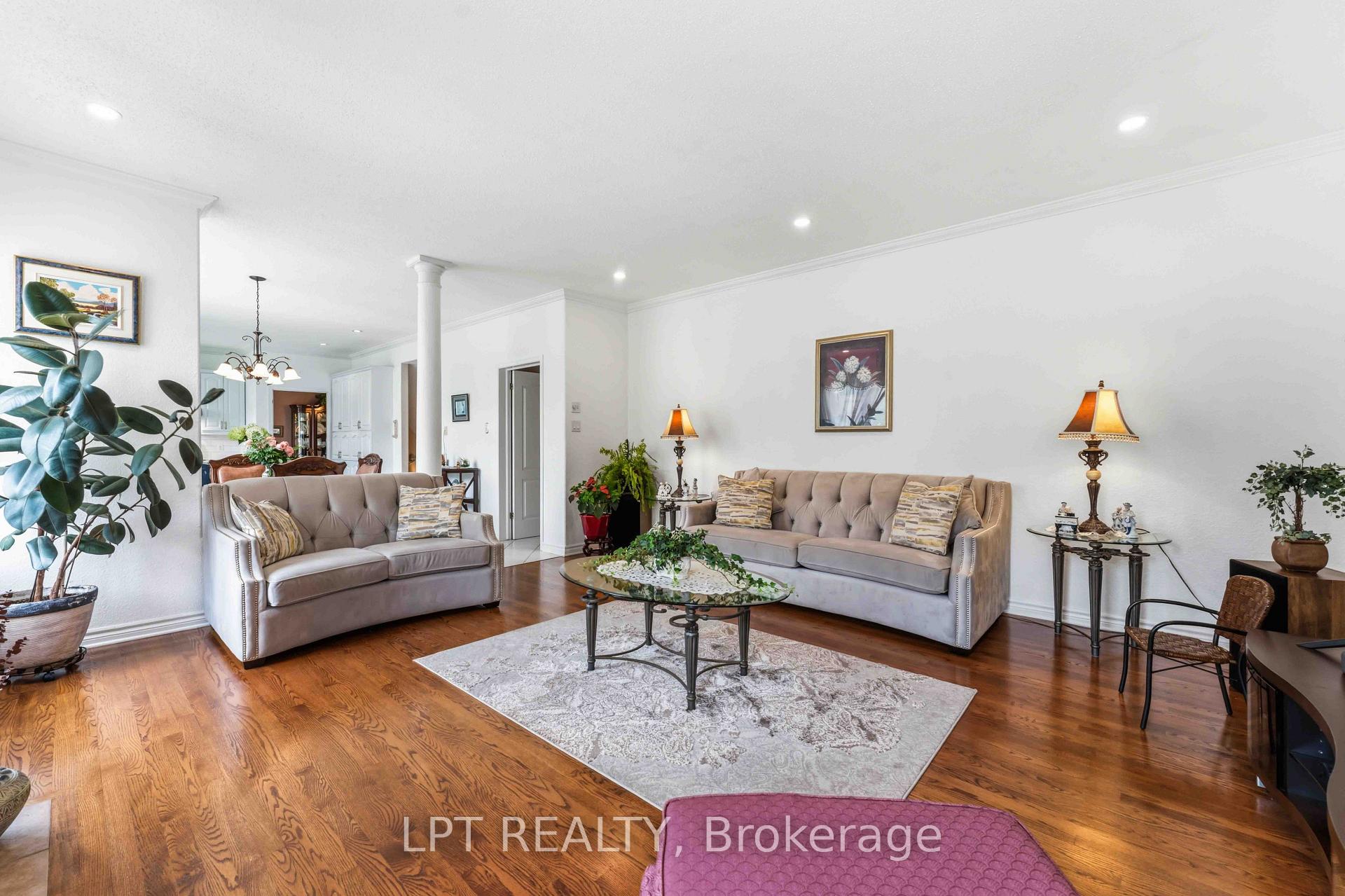 Photo 15 of 38 Crosspointe Avenue, Ottawa, Barrhaven East — HOMEH