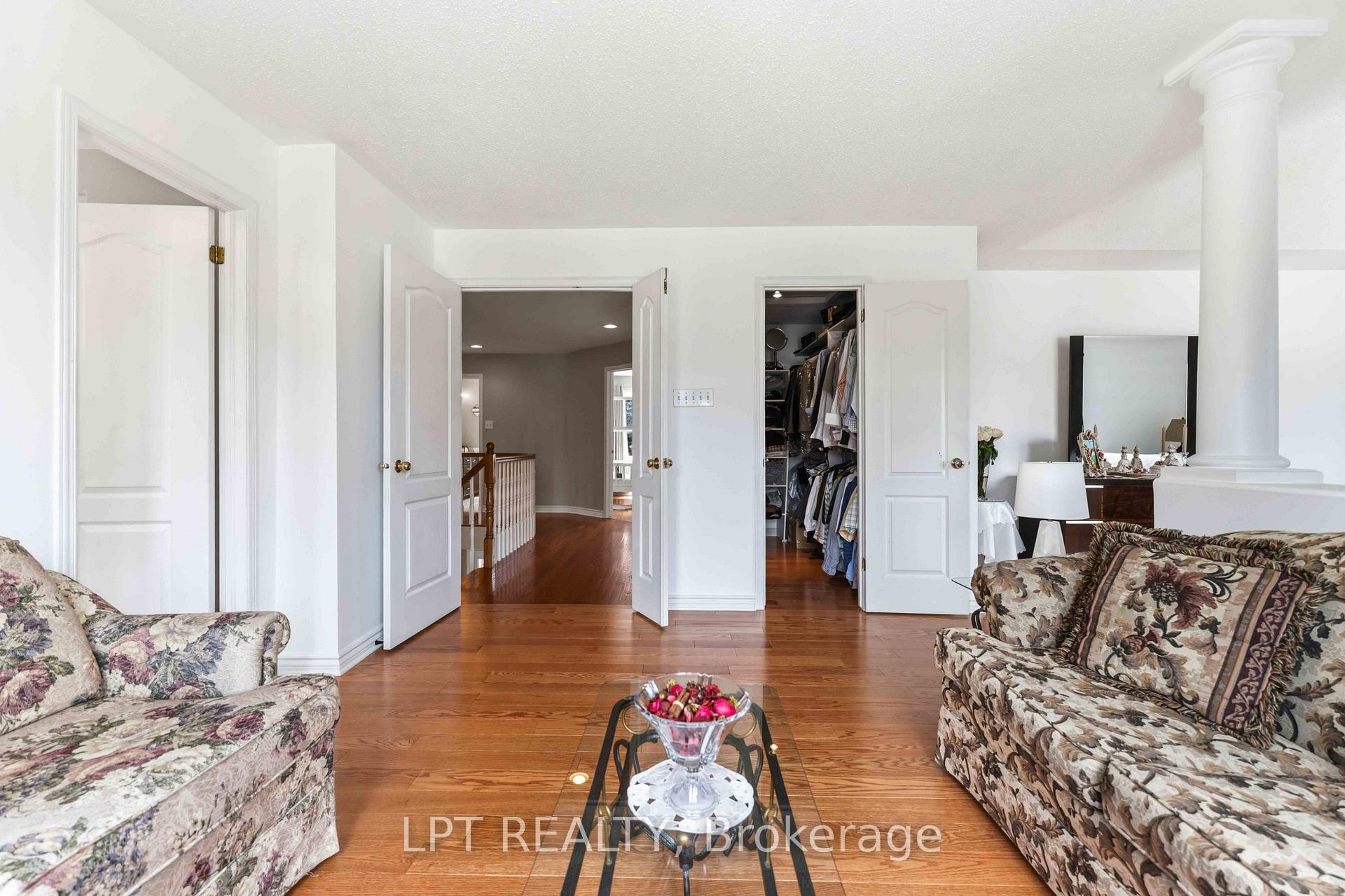 Photo 24 of 38 Crosspointe Avenue, Ottawa, Barrhaven East — HOMEH