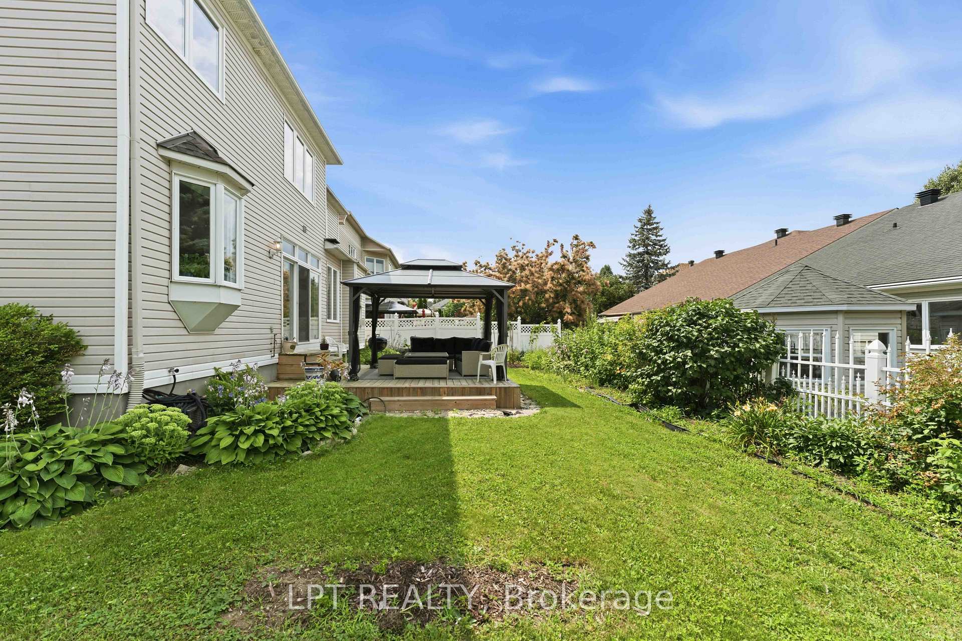 Photo 39 of 38 Crosspointe Avenue, Ottawa, Barrhaven East — HOMEH