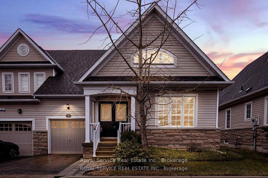 Photo 2 of Unit 5, 350 Lakebreeze Drive, Clarington, Newcastle — HOMEH