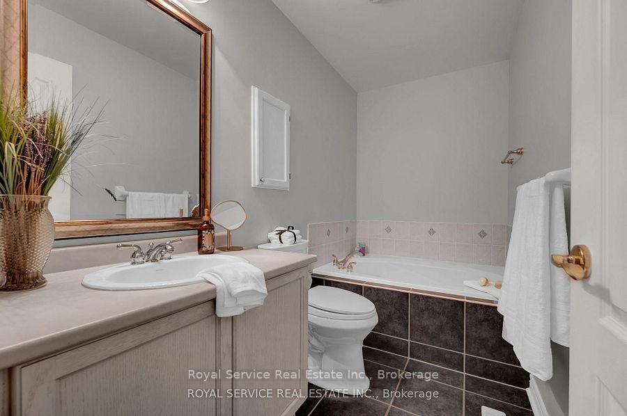 Photo 22 of Unit 5, 350 Lakebreeze Drive, Clarington, Newcastle — HOMEH