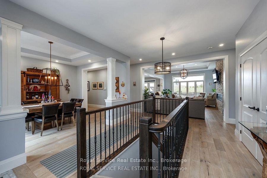 Photo 3 of 28 Rustlewood Avenue, Kawartha Lakes, Manvers — HOMEH