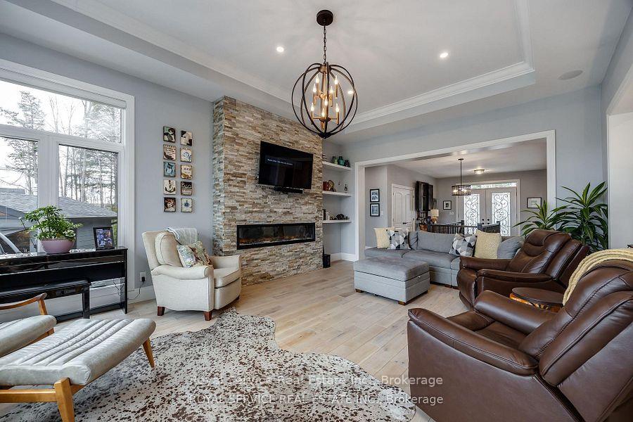 Photo 9 of 28 Rustlewood Avenue, Kawartha Lakes, Manvers — HOMEH