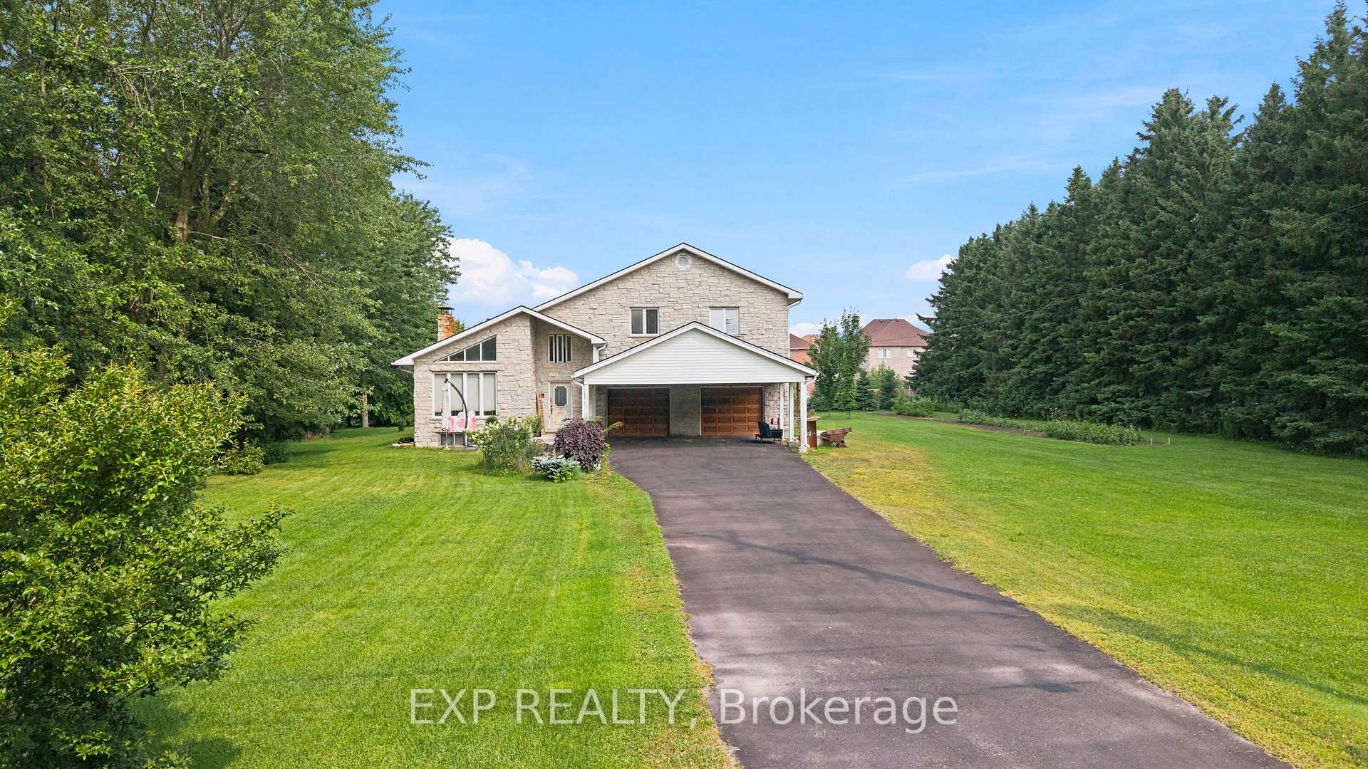 Photo 2 of 104 Sideroad 18 Road, Centre Wellington, Fergus — HOMEH