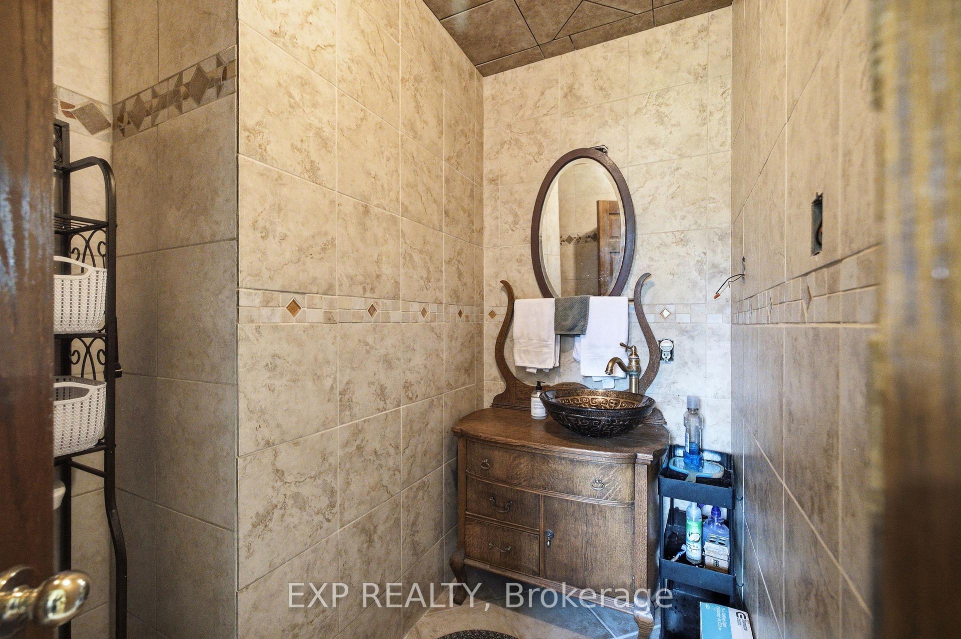 Photo 28 of 104 Sideroad 18 Road, Centre Wellington, Fergus — HOMEH
