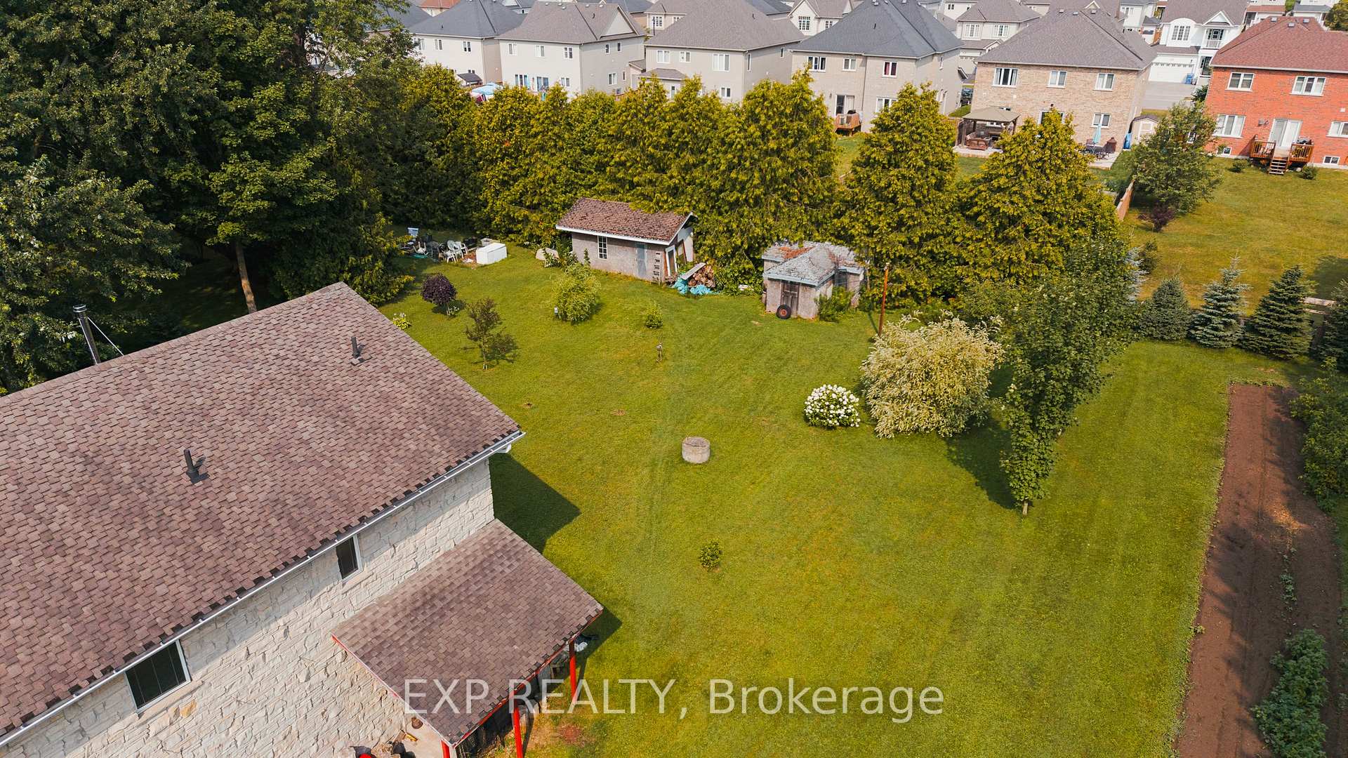 Photo 41 of 104 Sideroad 18 Road, Centre Wellington, Fergus — HOMEH