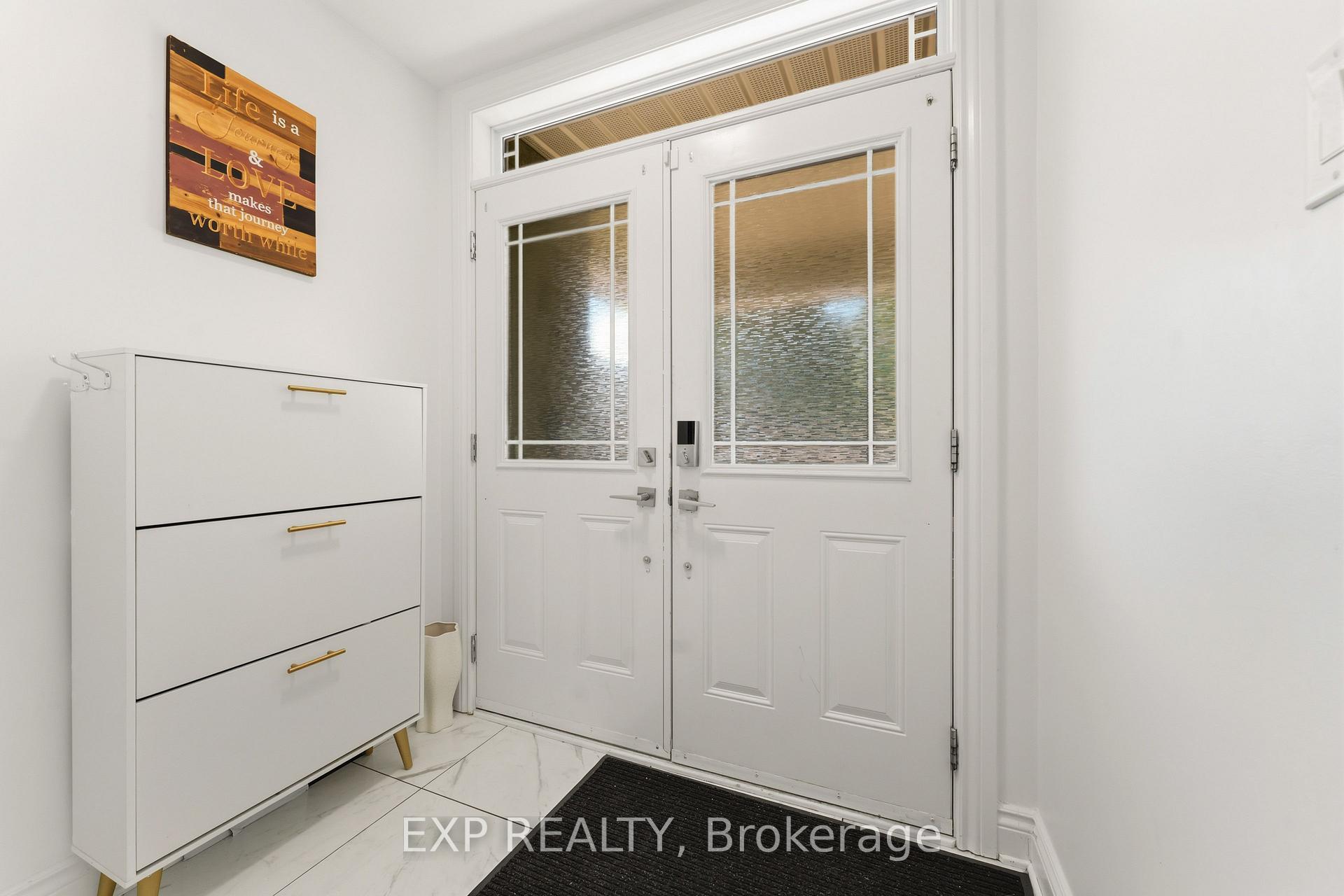 Photo 4 of 643 New Liskeard Crescent, Ottawa, Barrhaven - Strandherd — HOMEH