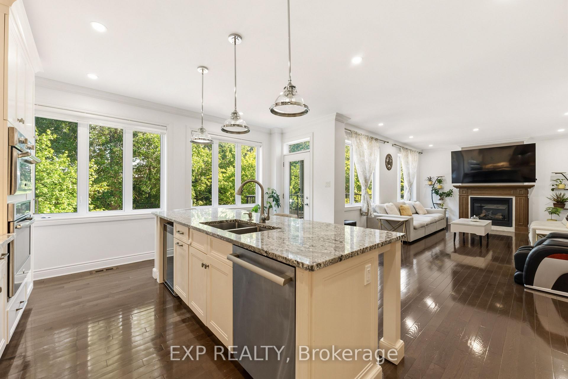 Photo 15 of 643 New Liskeard Crescent, Ottawa, Barrhaven - Strandherd — HOMEH