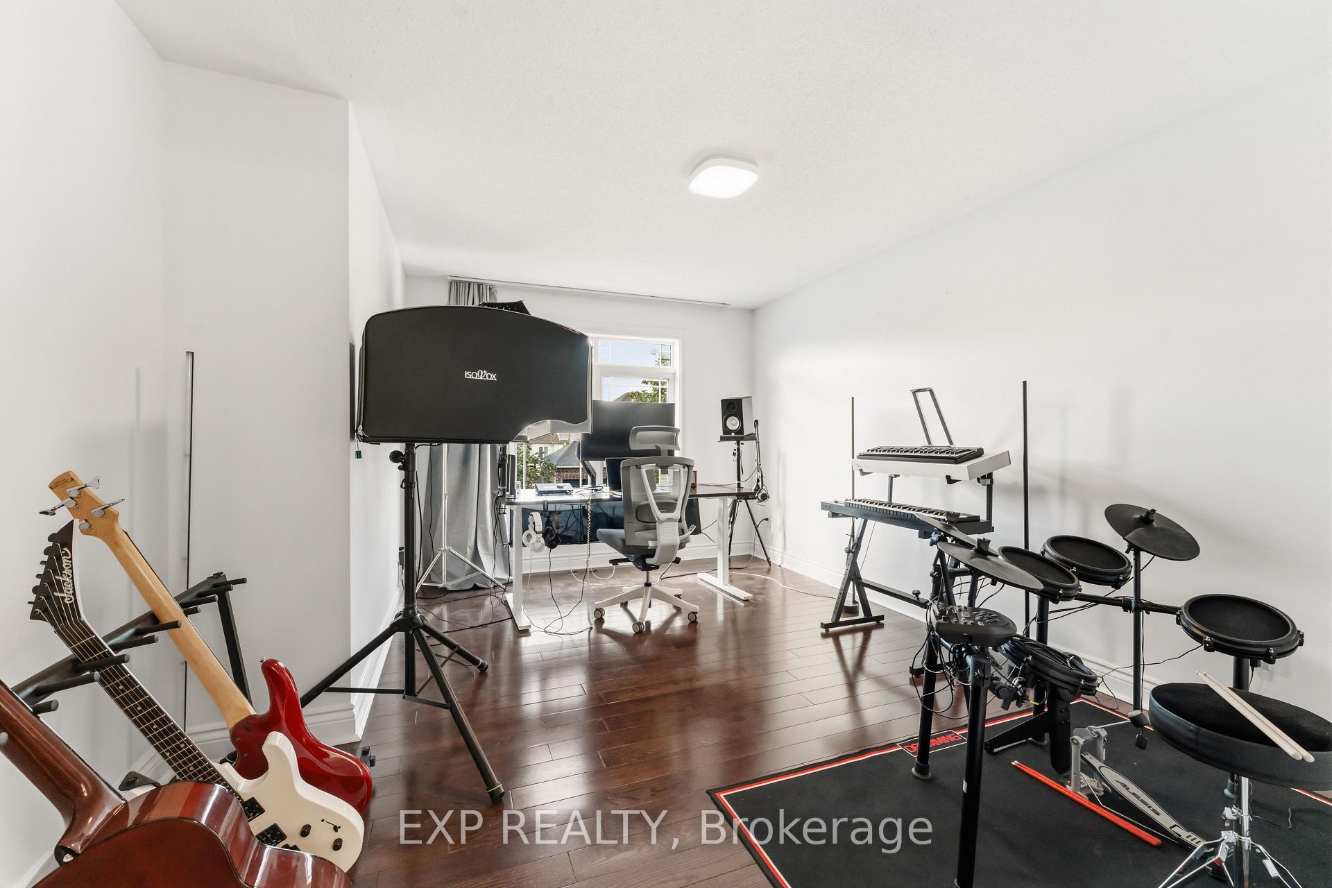 Photo 29 of 643 New Liskeard Crescent, Ottawa, Barrhaven - Strandherd — HOMEH
