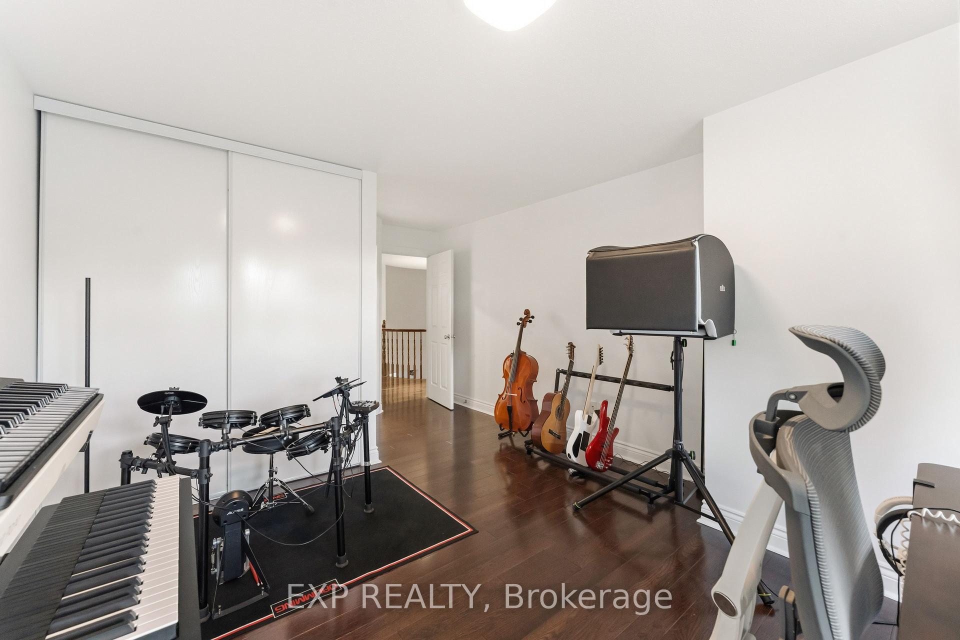 Photo 30 of 643 New Liskeard Crescent, Ottawa, Barrhaven - Strandherd — HOMEH