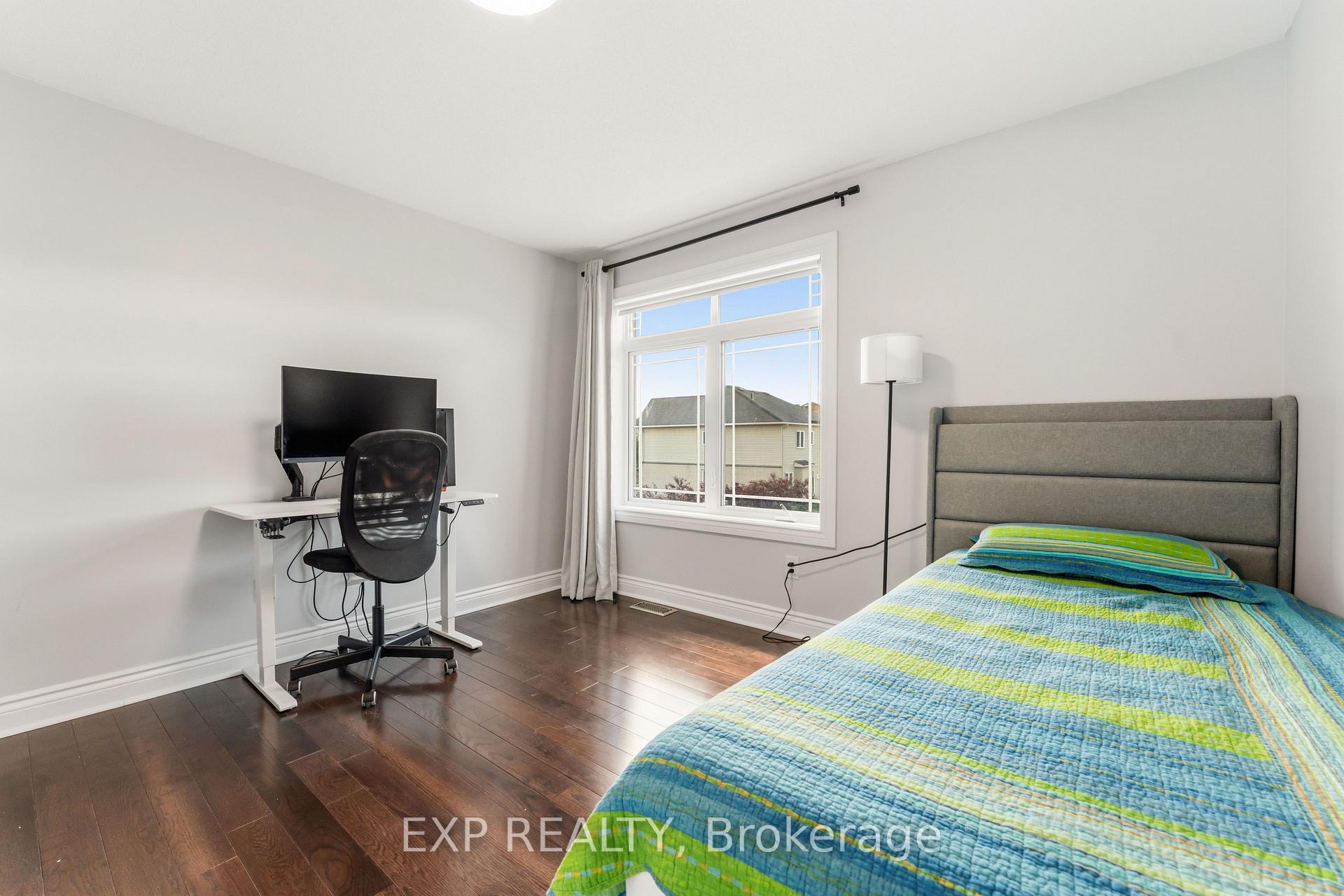 Photo 33 of 643 New Liskeard Crescent, Ottawa, Barrhaven - Strandherd — HOMEH