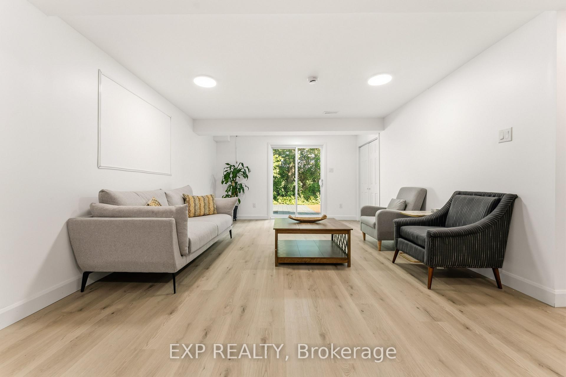 Photo 39 of 643 New Liskeard Crescent, Ottawa, Barrhaven - Strandherd — HOMEH
