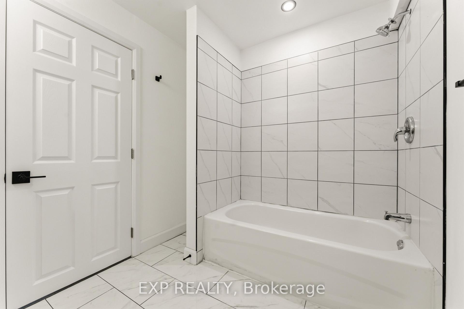 Photo 45 of 643 New Liskeard Crescent, Ottawa, Barrhaven - Strandherd — HOMEH